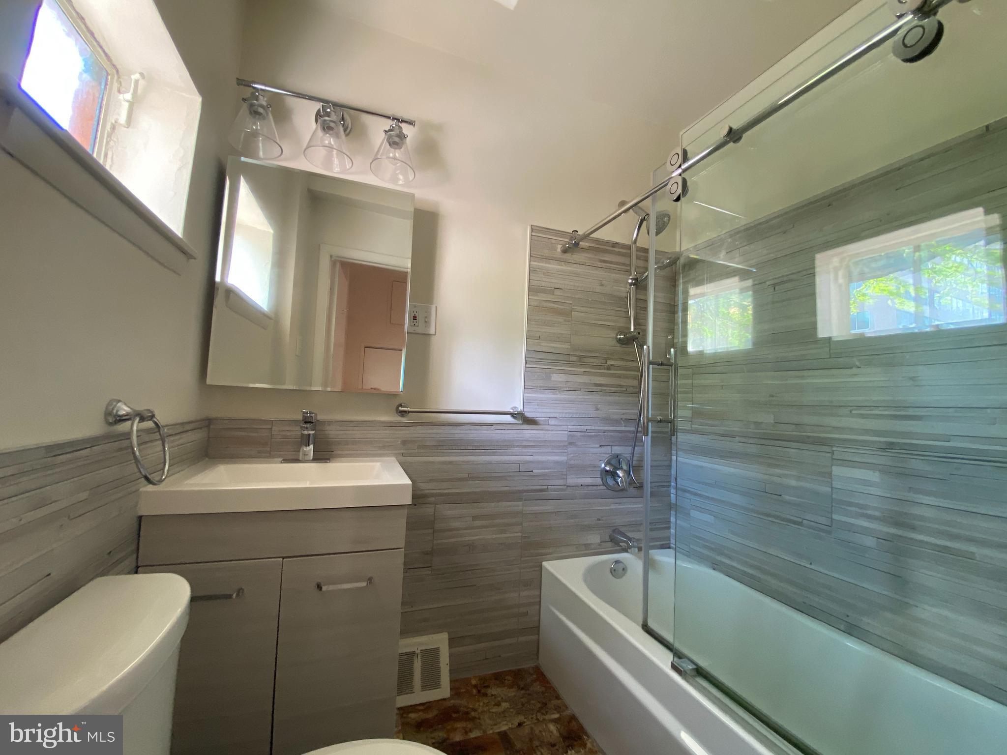 RITTENHOUSE SQUARE - Residential Lease