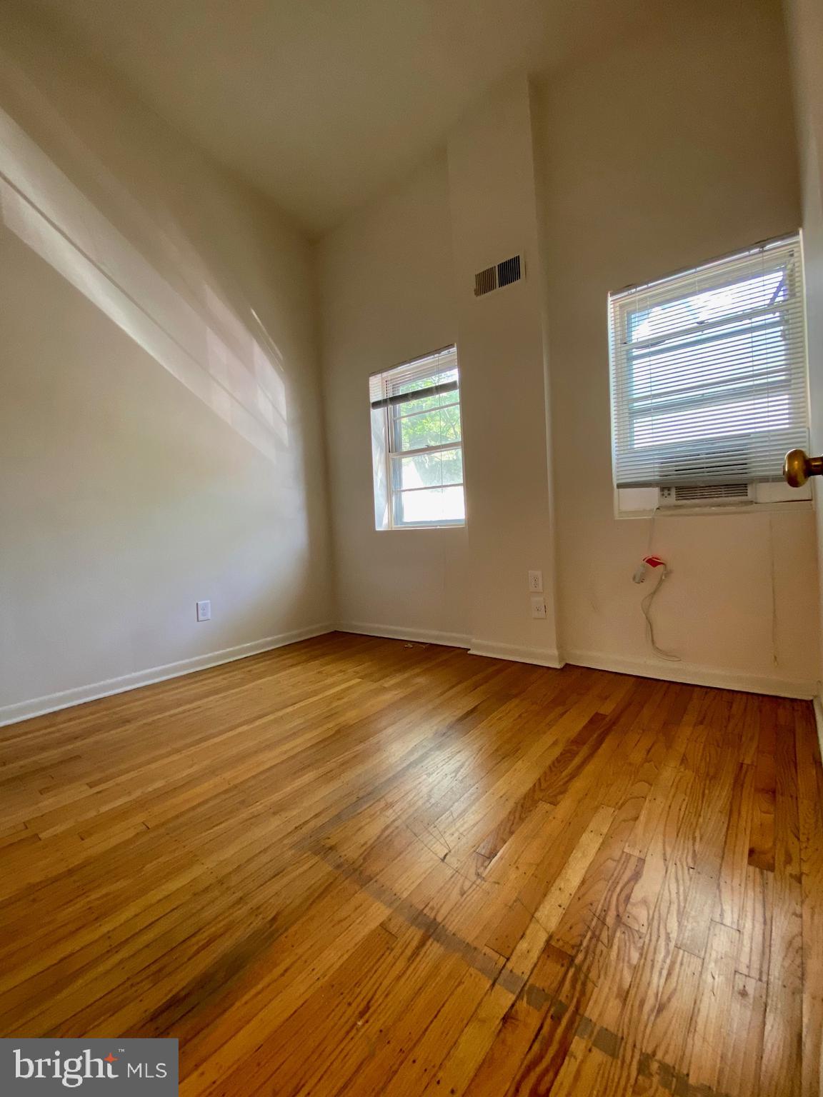 RITTENHOUSE SQUARE - Residential Lease