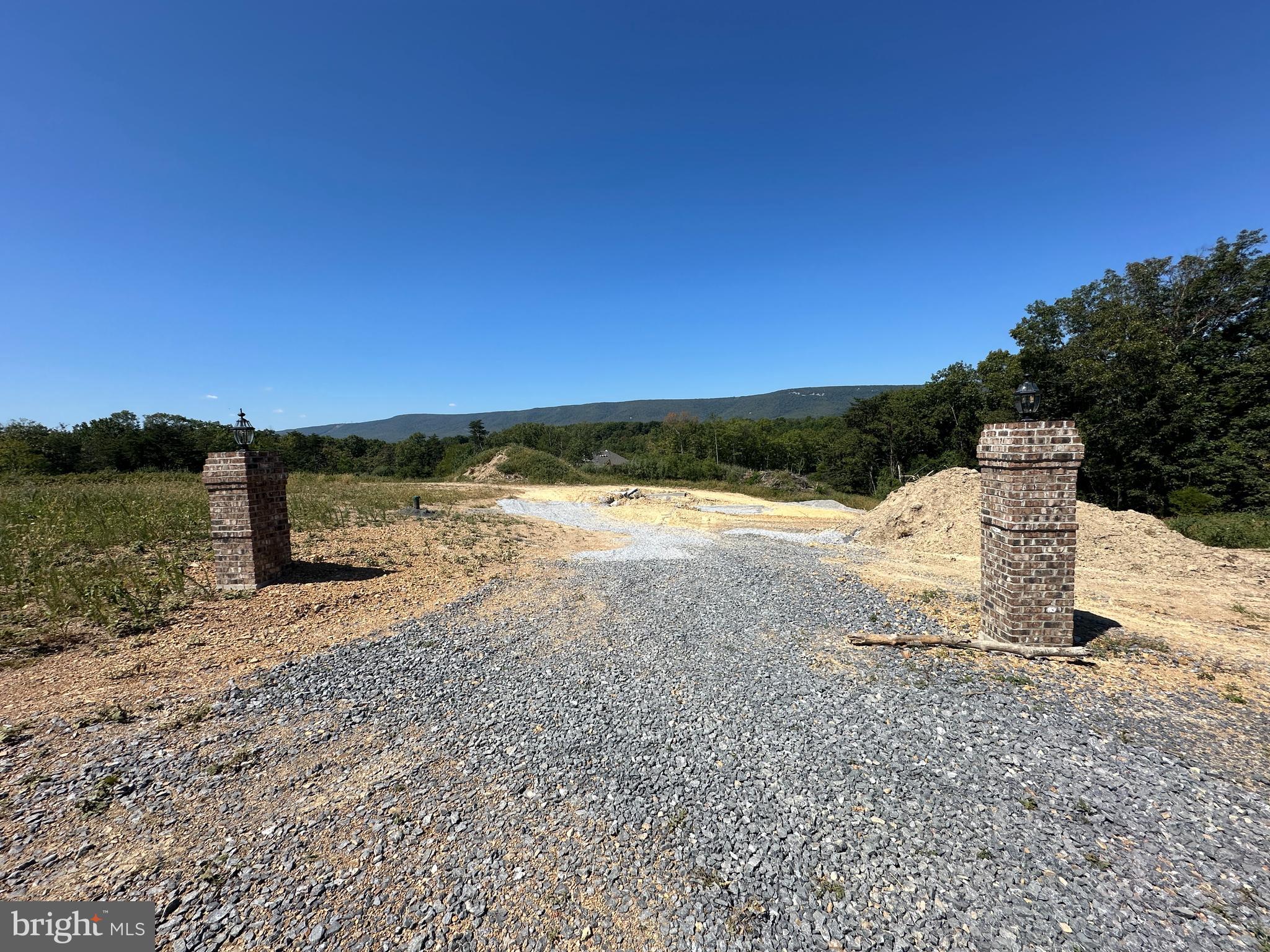279 FISHEL ROAD