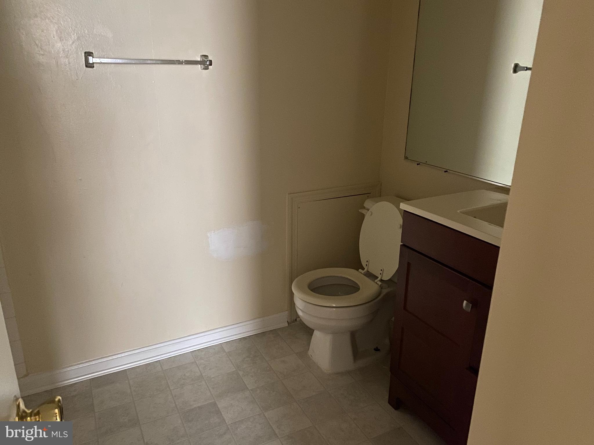 LONGMEAD - Residential