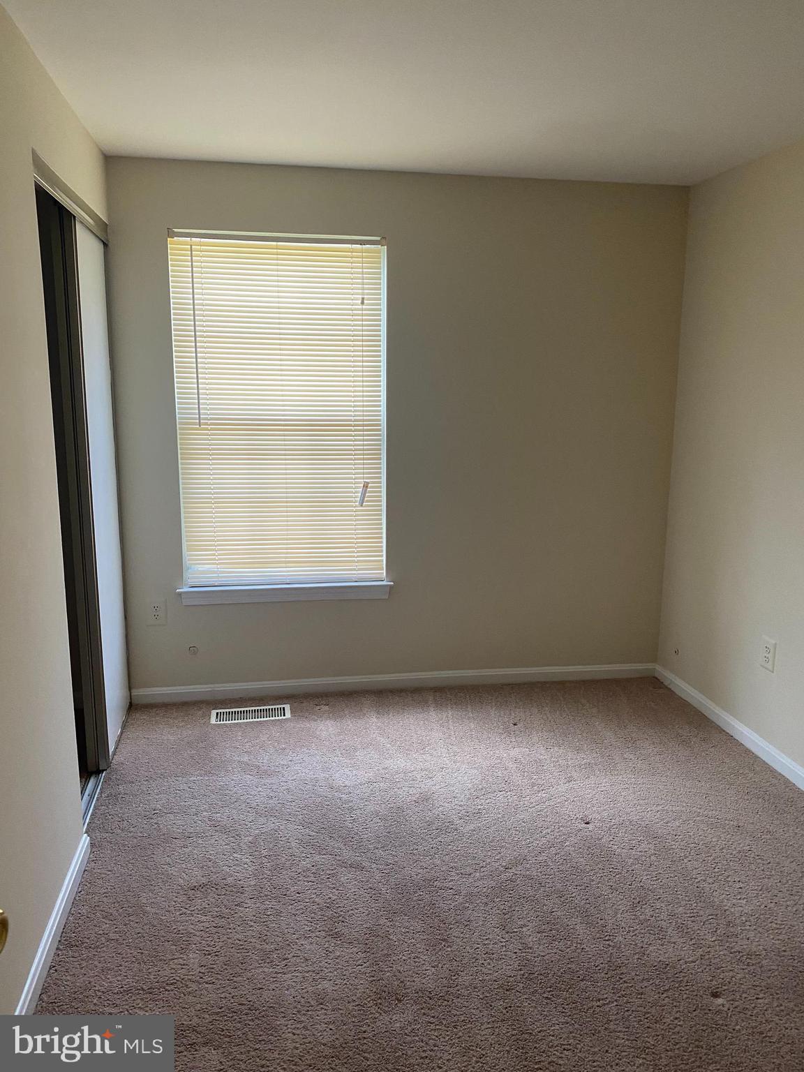 LONGMEAD - Residential