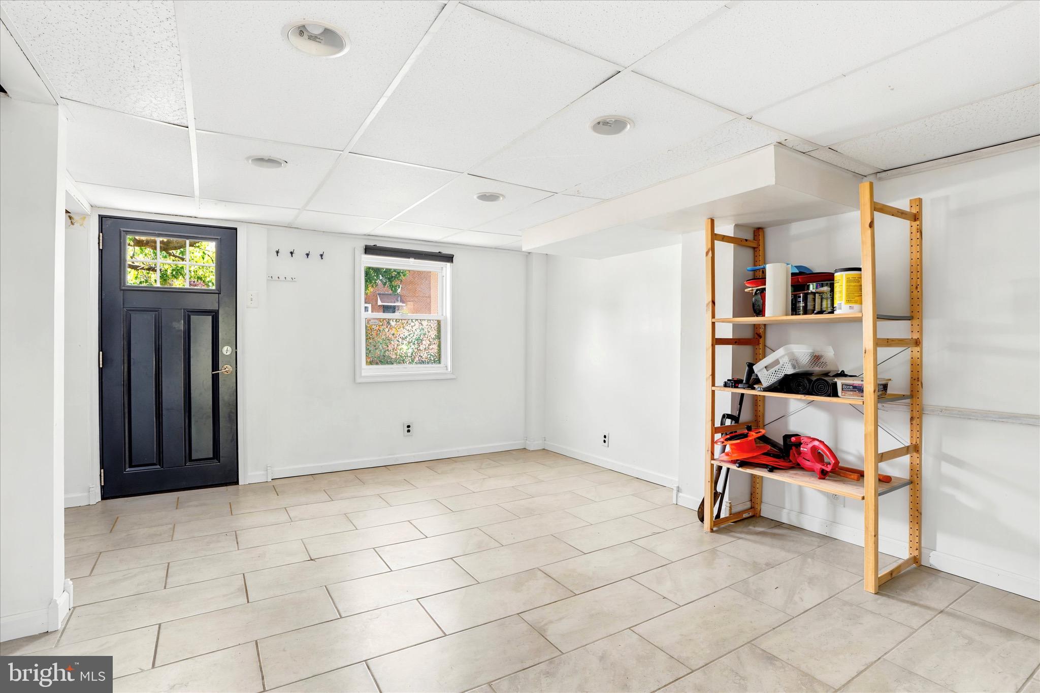 NORRIS HILLS CT - Residential