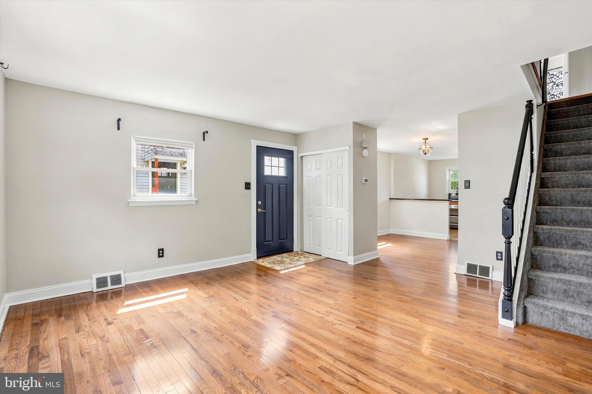 NORRIS HILLS CT - Residential