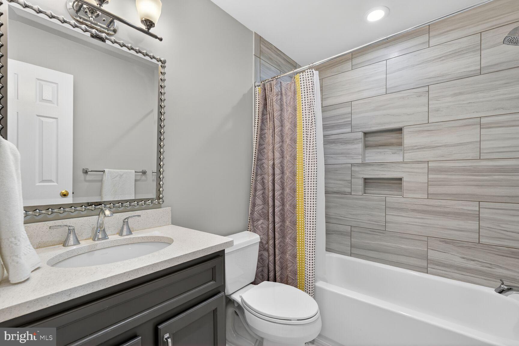 SHIRLEY WOODS - Residential