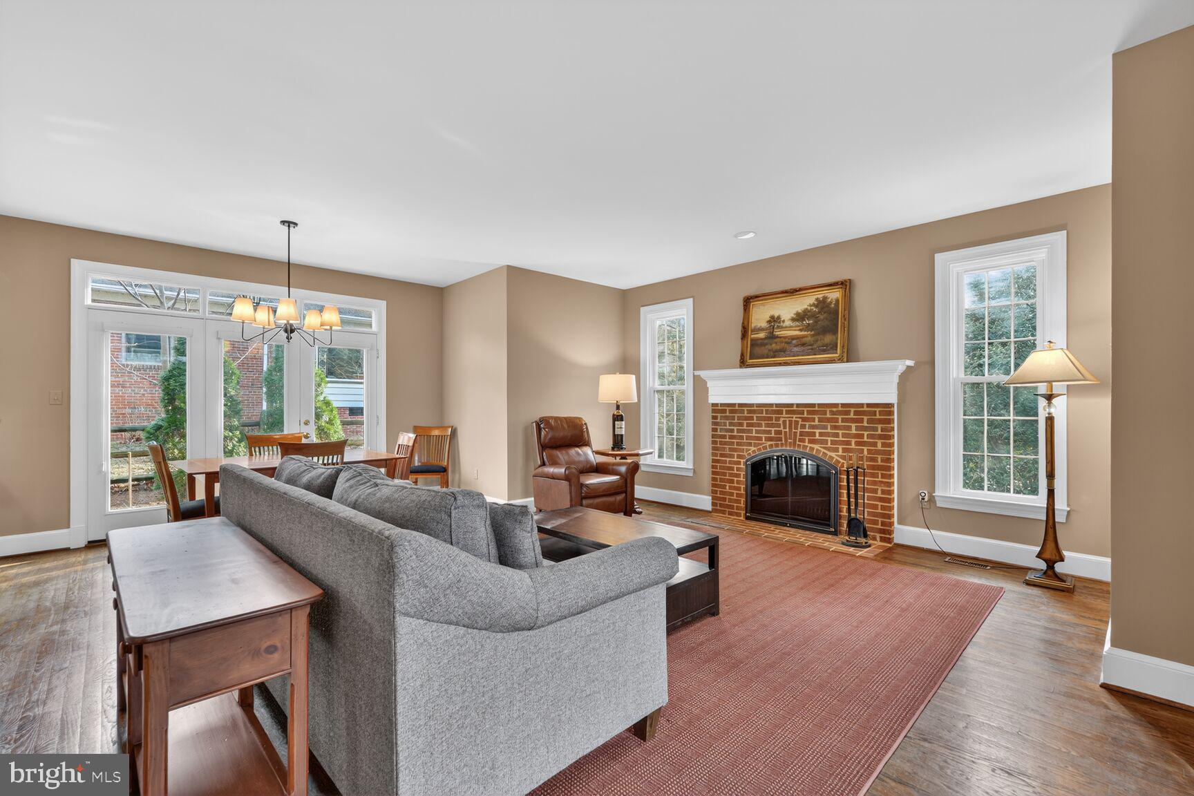 SHIRLEY WOODS - Residential