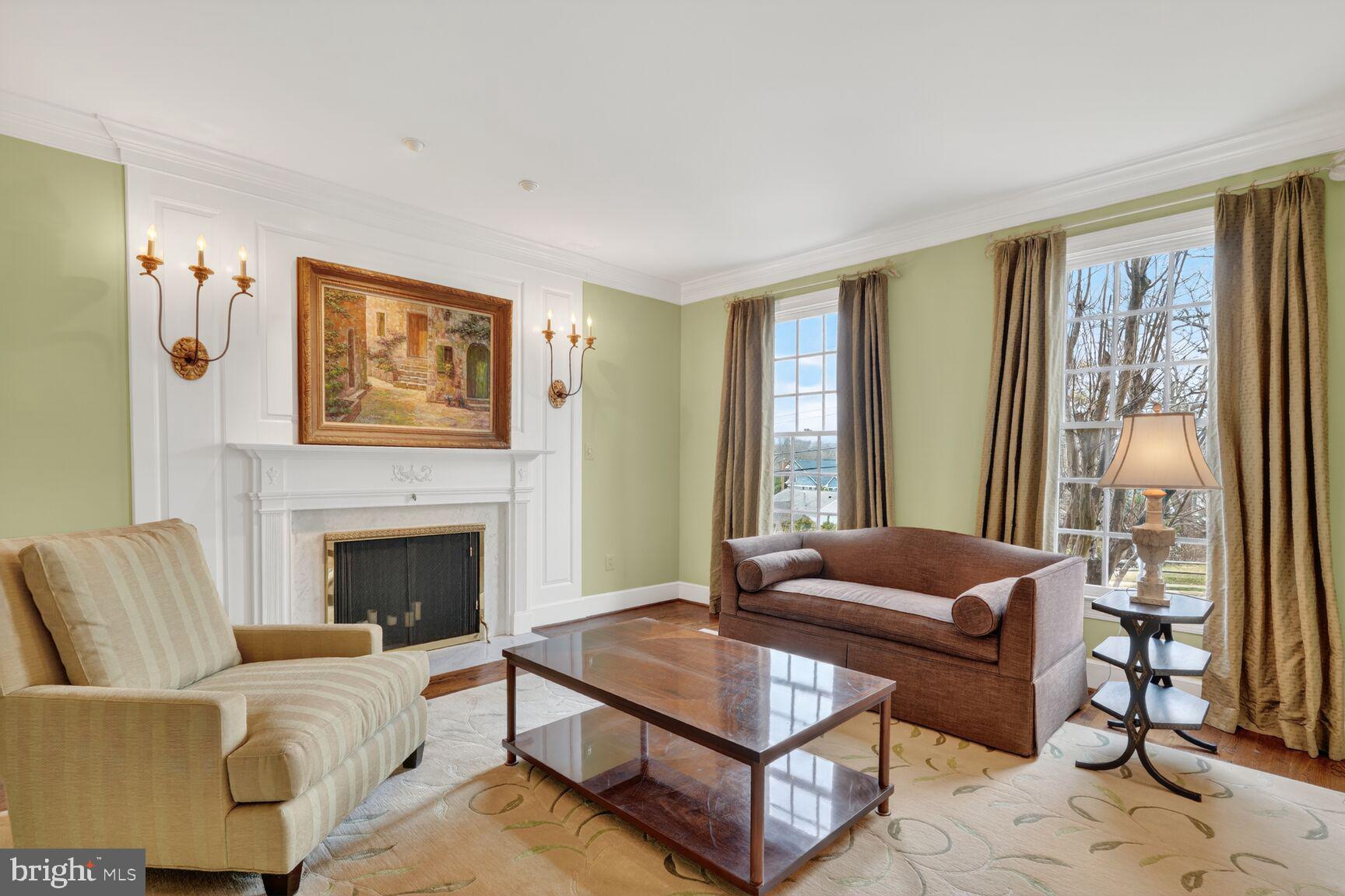 SHIRLEY WOODS - Residential