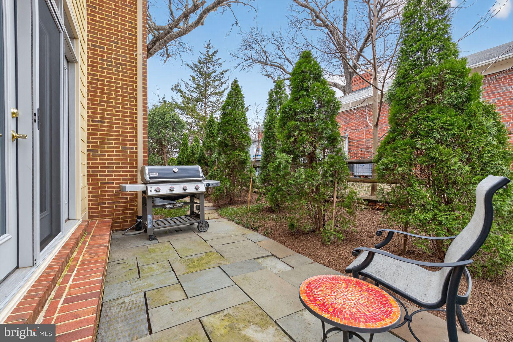 SHIRLEY WOODS - Residential