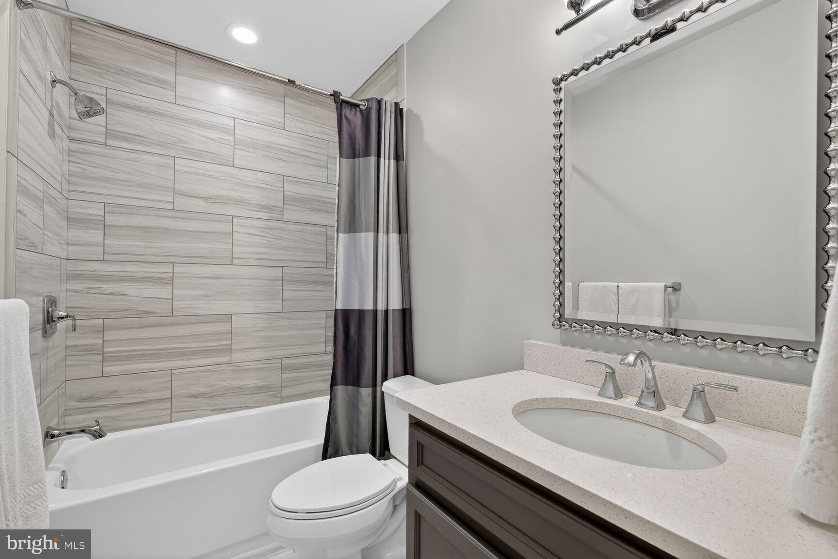 SHIRLEY WOODS - Residential