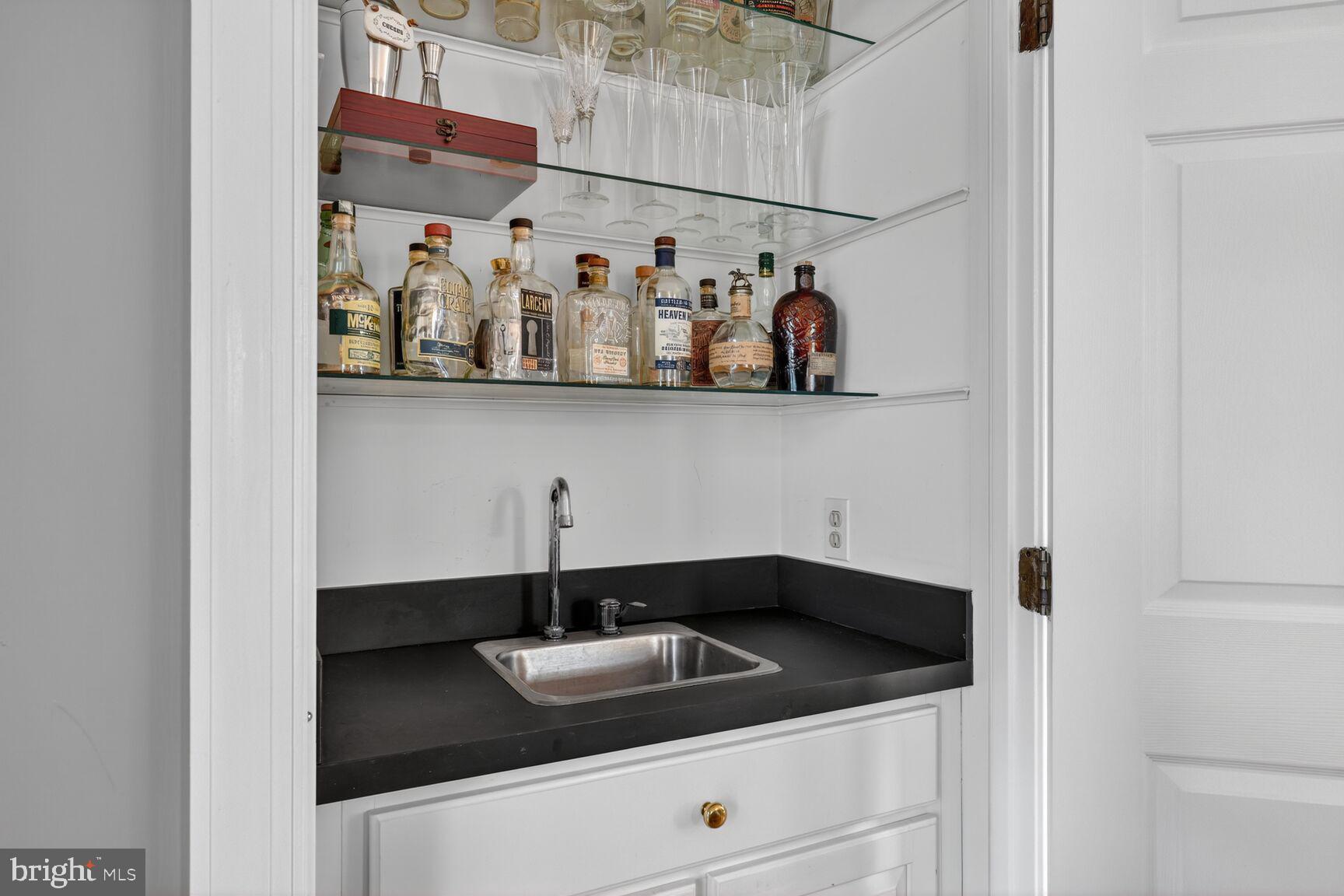 SHIRLEY WOODS - Residential