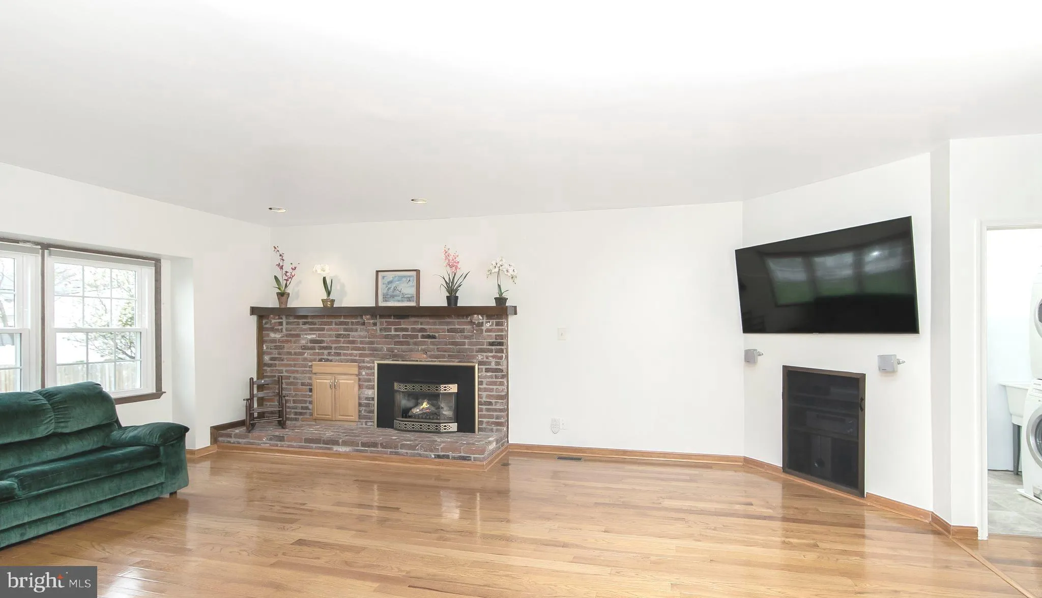 Sewell, New Jersey 08080, United States, 4 Bedrooms Bedrooms, ,4 BathroomsBathrooms,Residential,Pending,108485