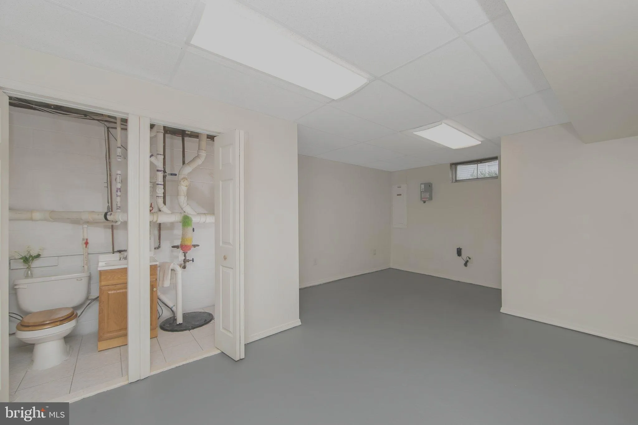 Sewell, New Jersey 08080, United States, 4 Bedrooms Bedrooms, ,4 BathroomsBathrooms,Residential,Pending,108485