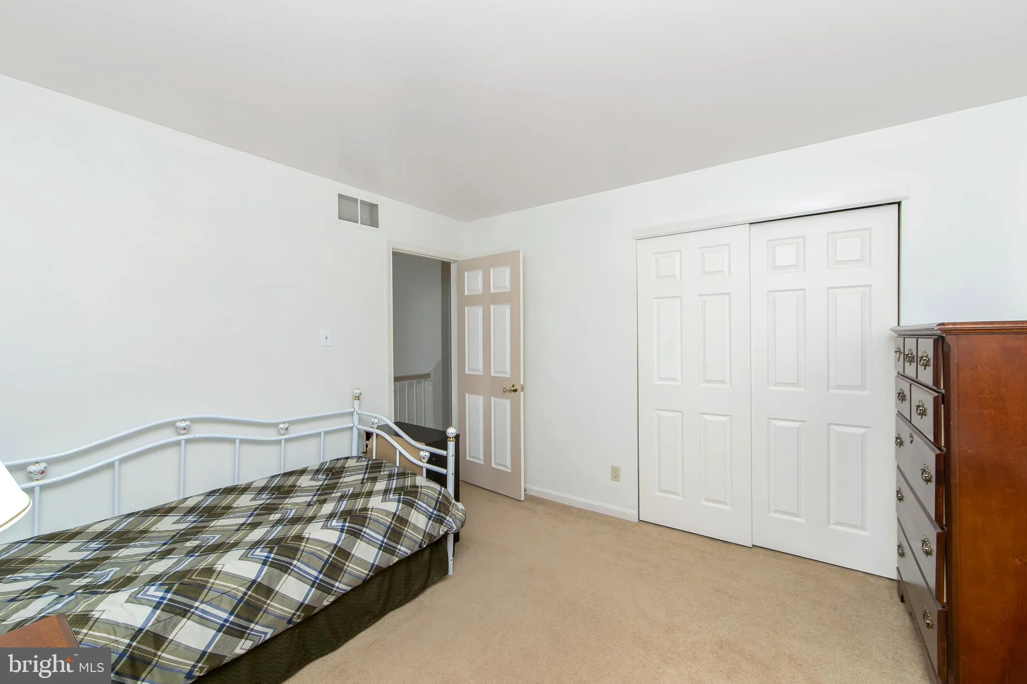 Sewell, New Jersey 08080, United States, 4 Bedrooms Bedrooms, ,4 BathroomsBathrooms,Residential,Pending,108485