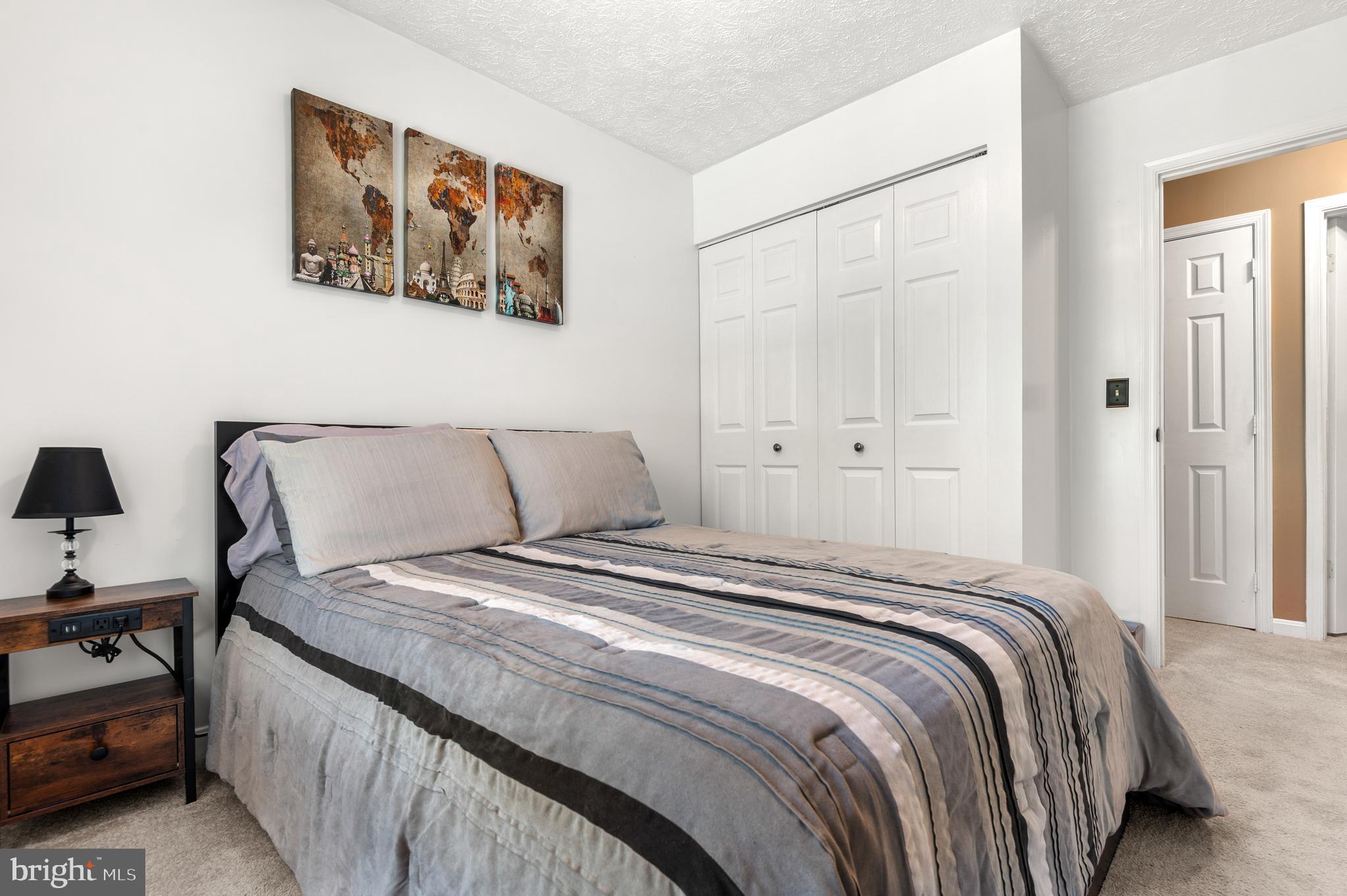 DELMONT STATION - Residential