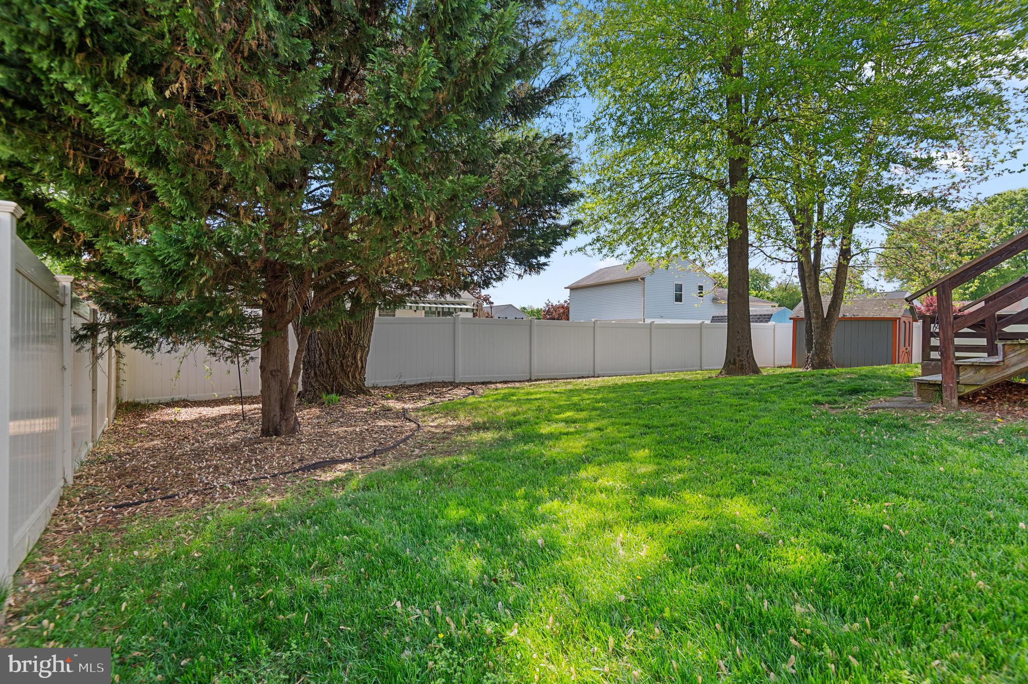 DELMONT STATION - Residential