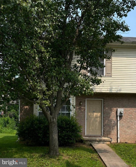Townhouse For Rent - 426 Ridgefield Avenue<br/> Frederick County, STEPHENS CITY, VA 22655