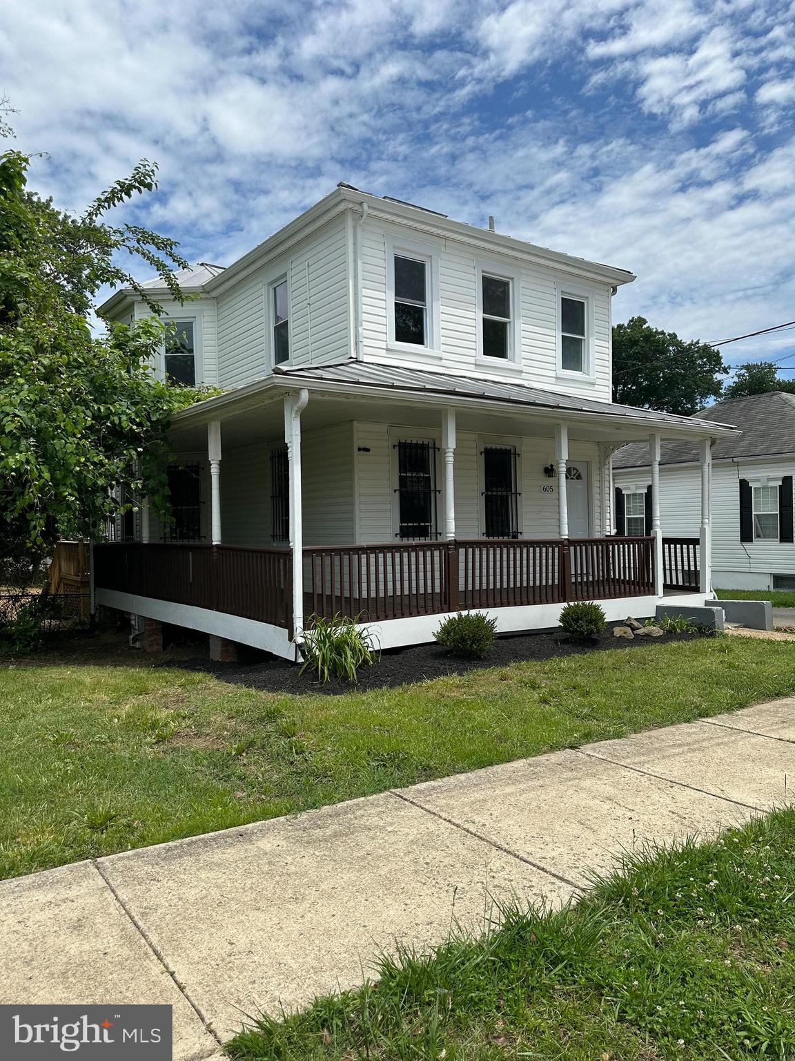 OAKMONT - Residential