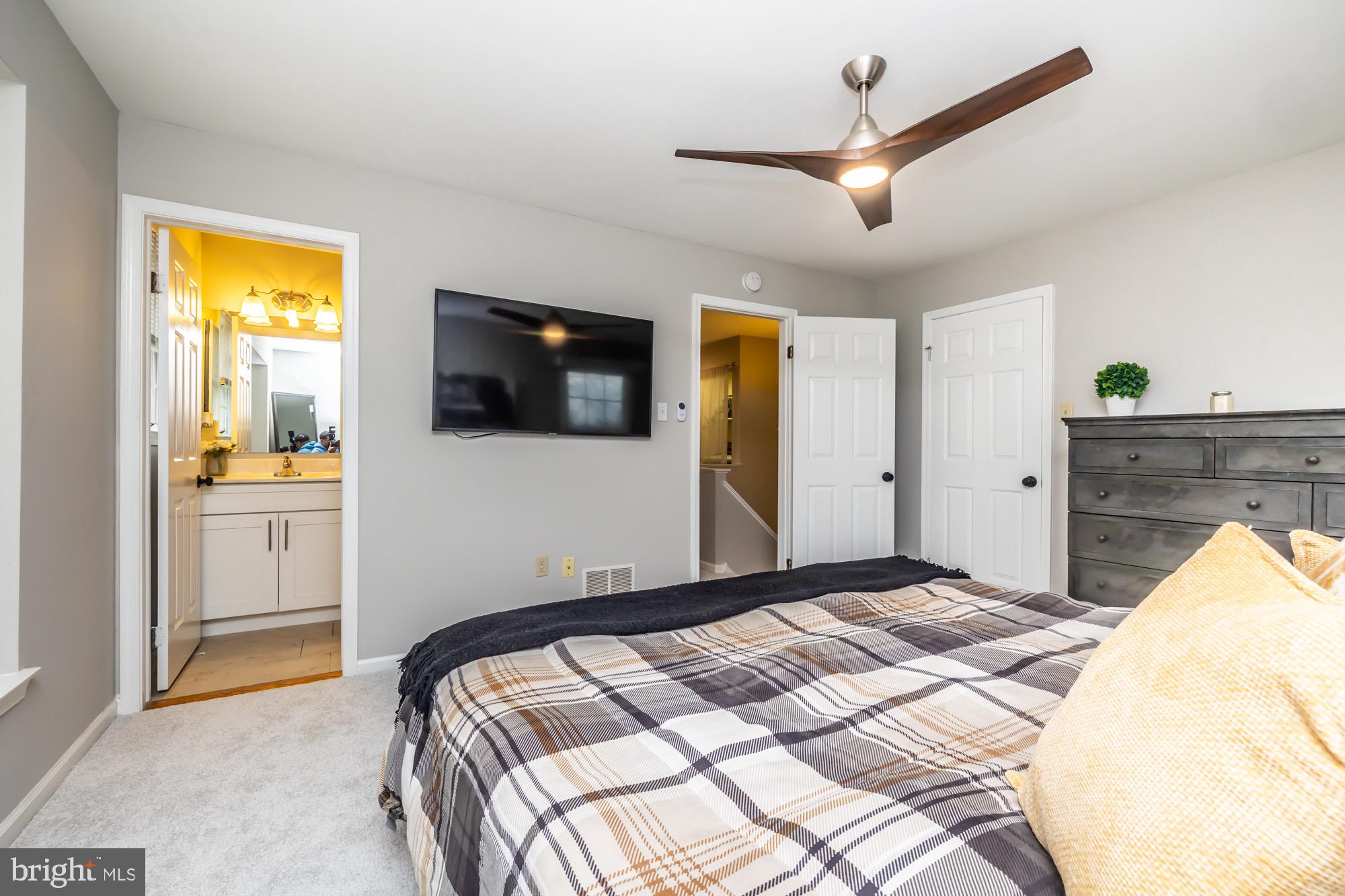 SPRINGHILL FARM - Residential