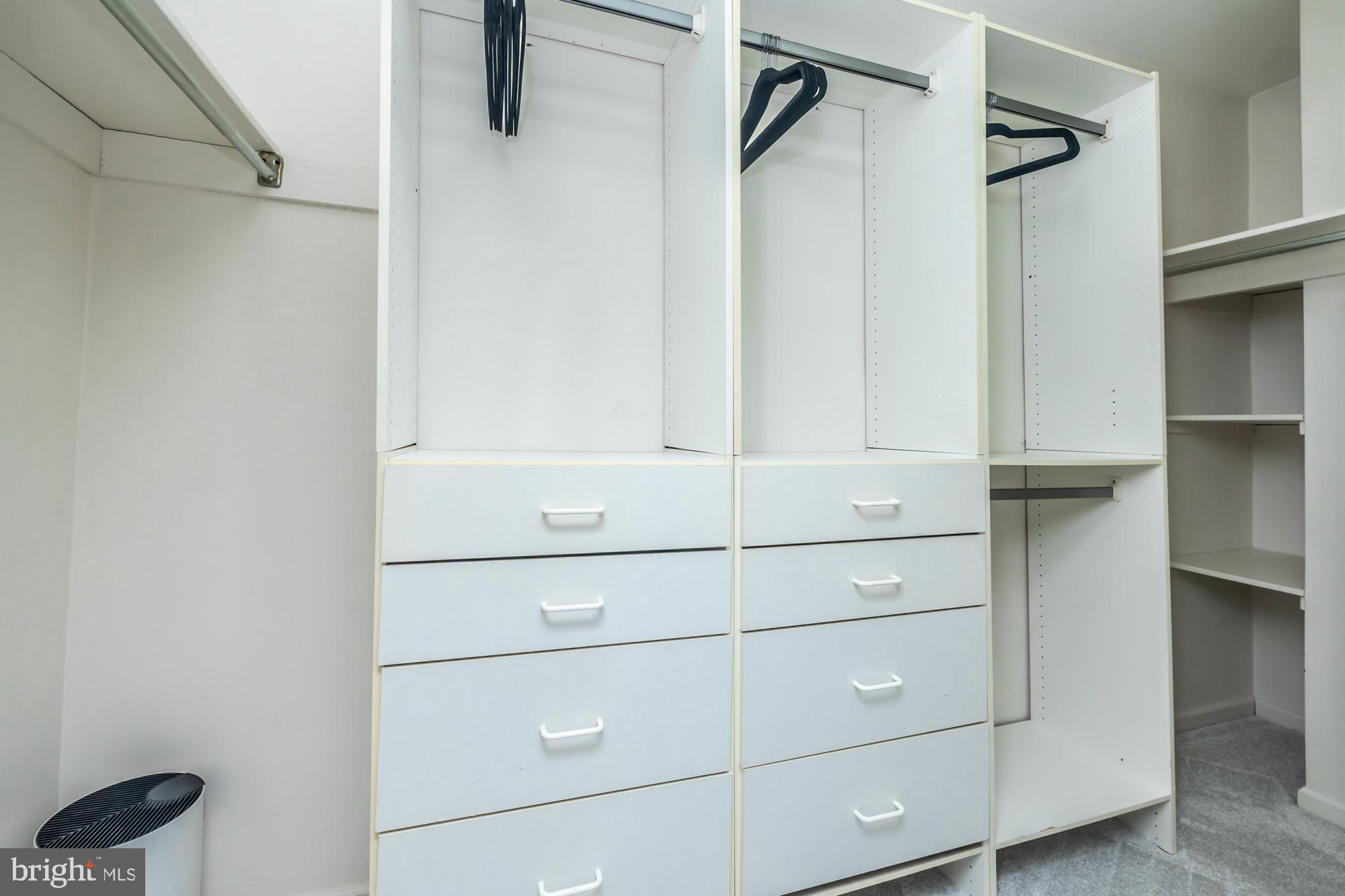 SPRINGHILL FARM - Residential