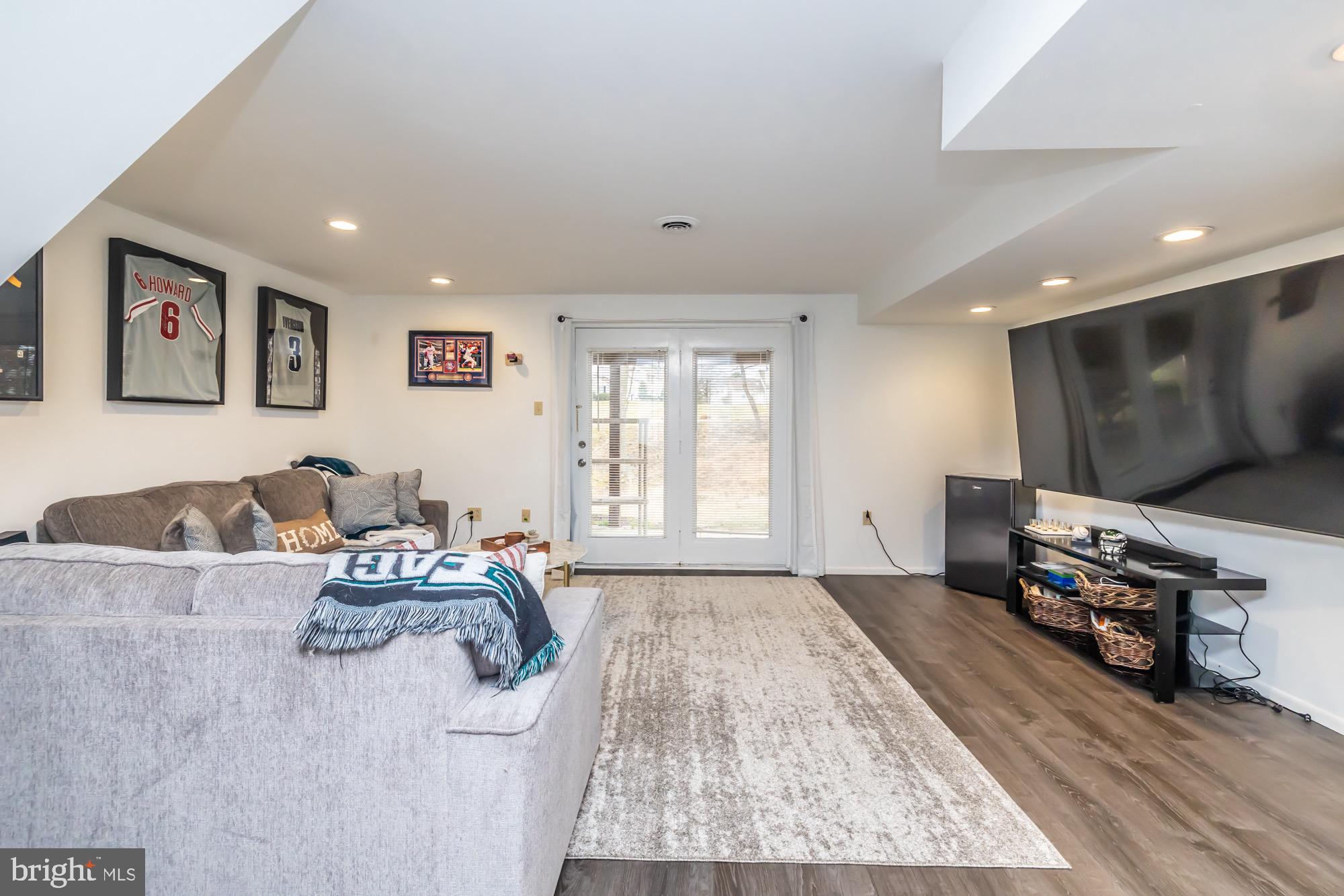 SPRINGHILL FARM - Residential