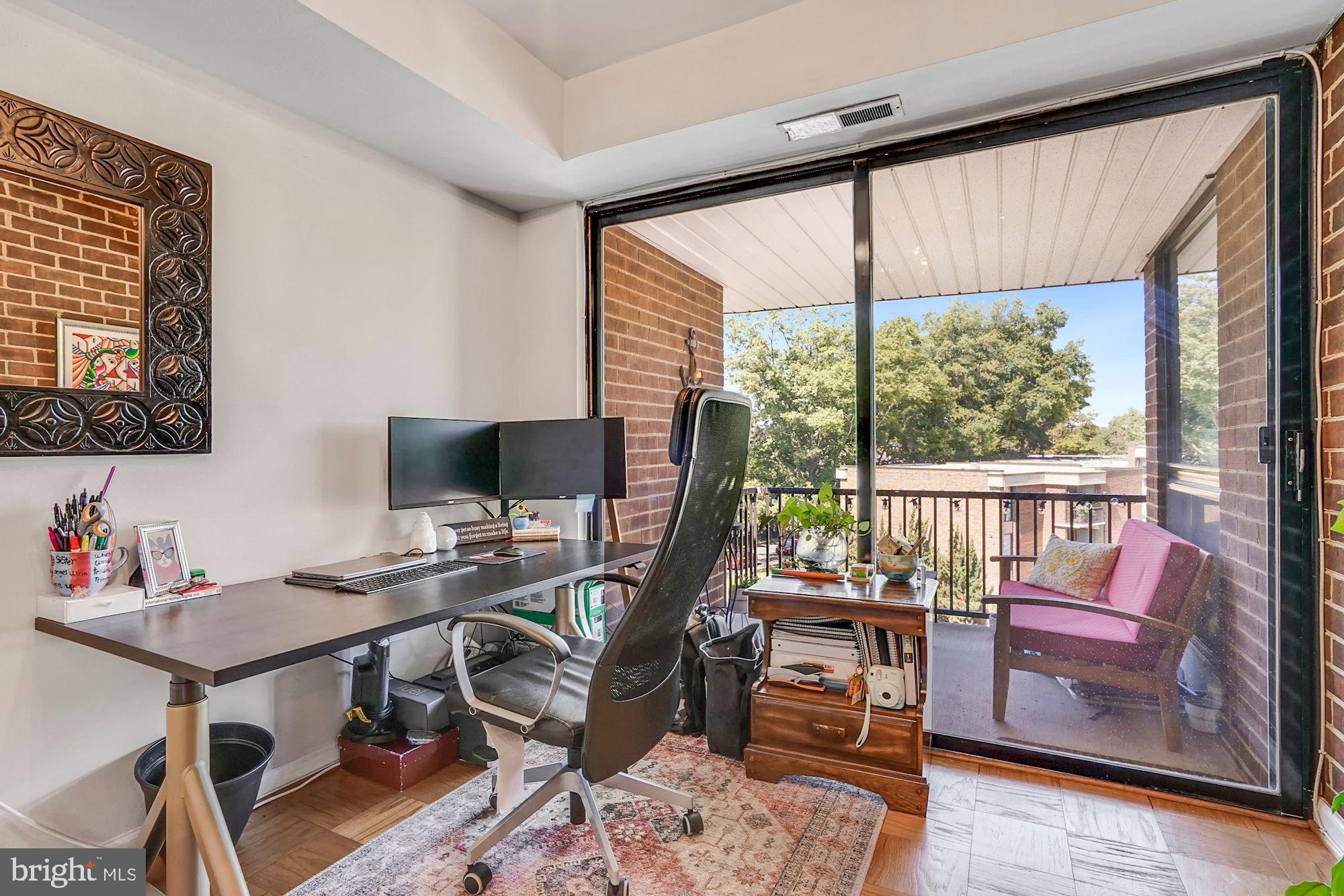 AMERICANA FINMARK - Residential