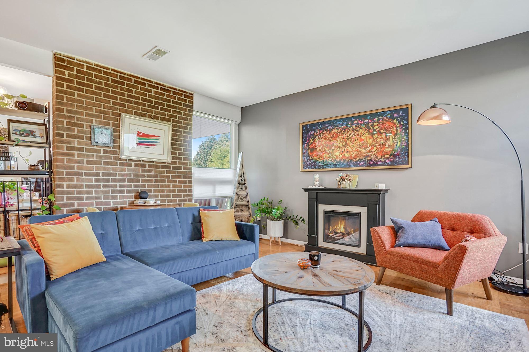 AMERICANA FINMARK - Residential