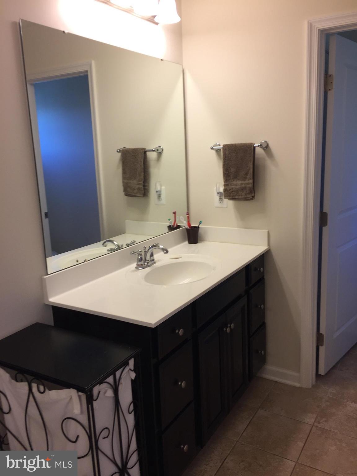 VILLAGE OF IDLEWILD - Residential Lease