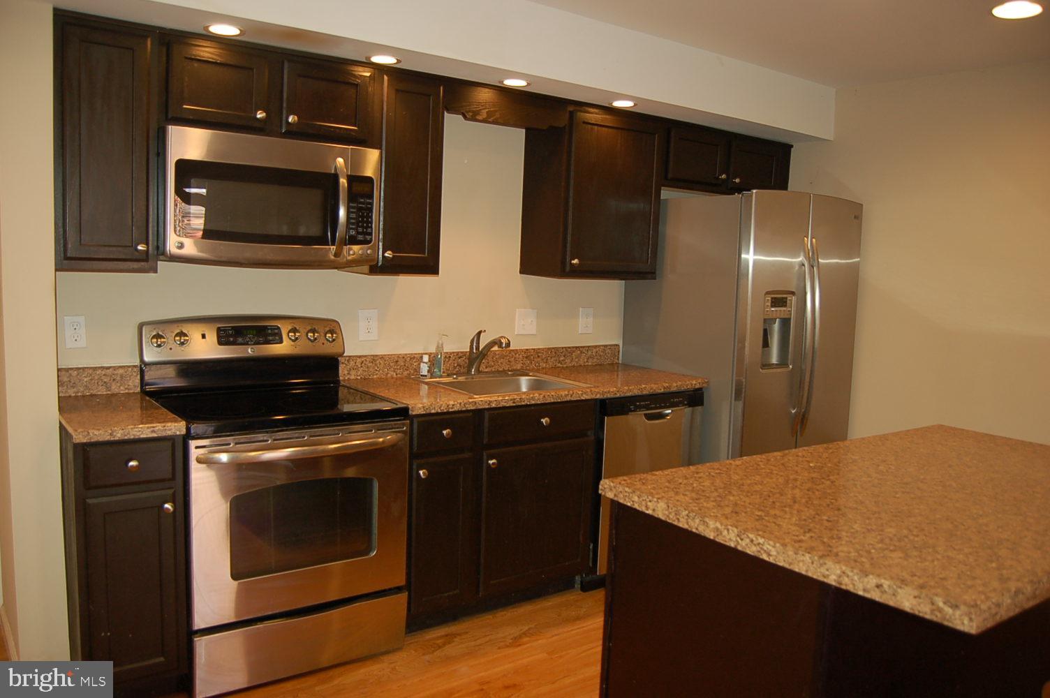 VILLAGE OF IDLEWILD - Residential Lease