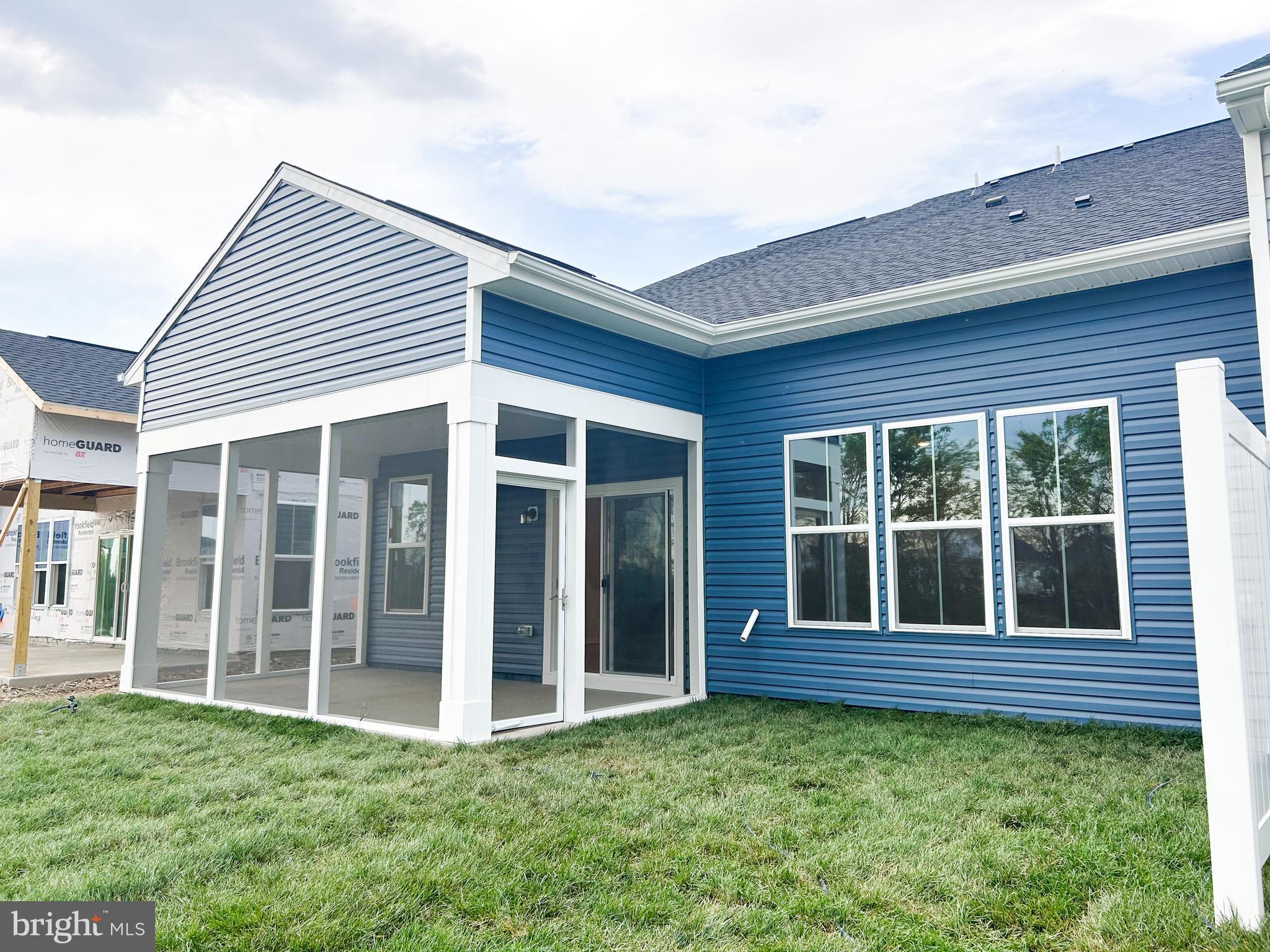 108 ZINNIA LANE