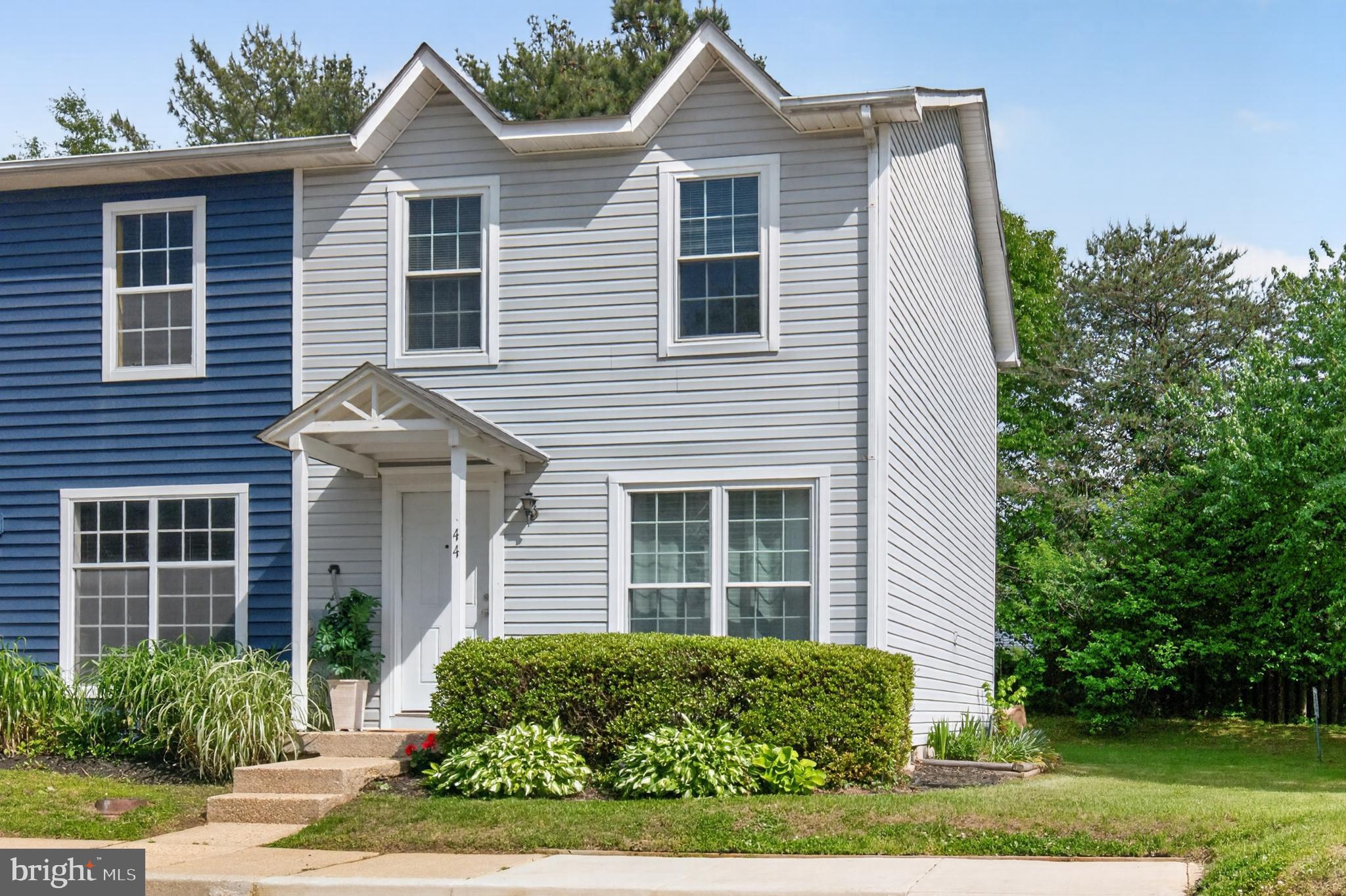 44 BELLE COURT