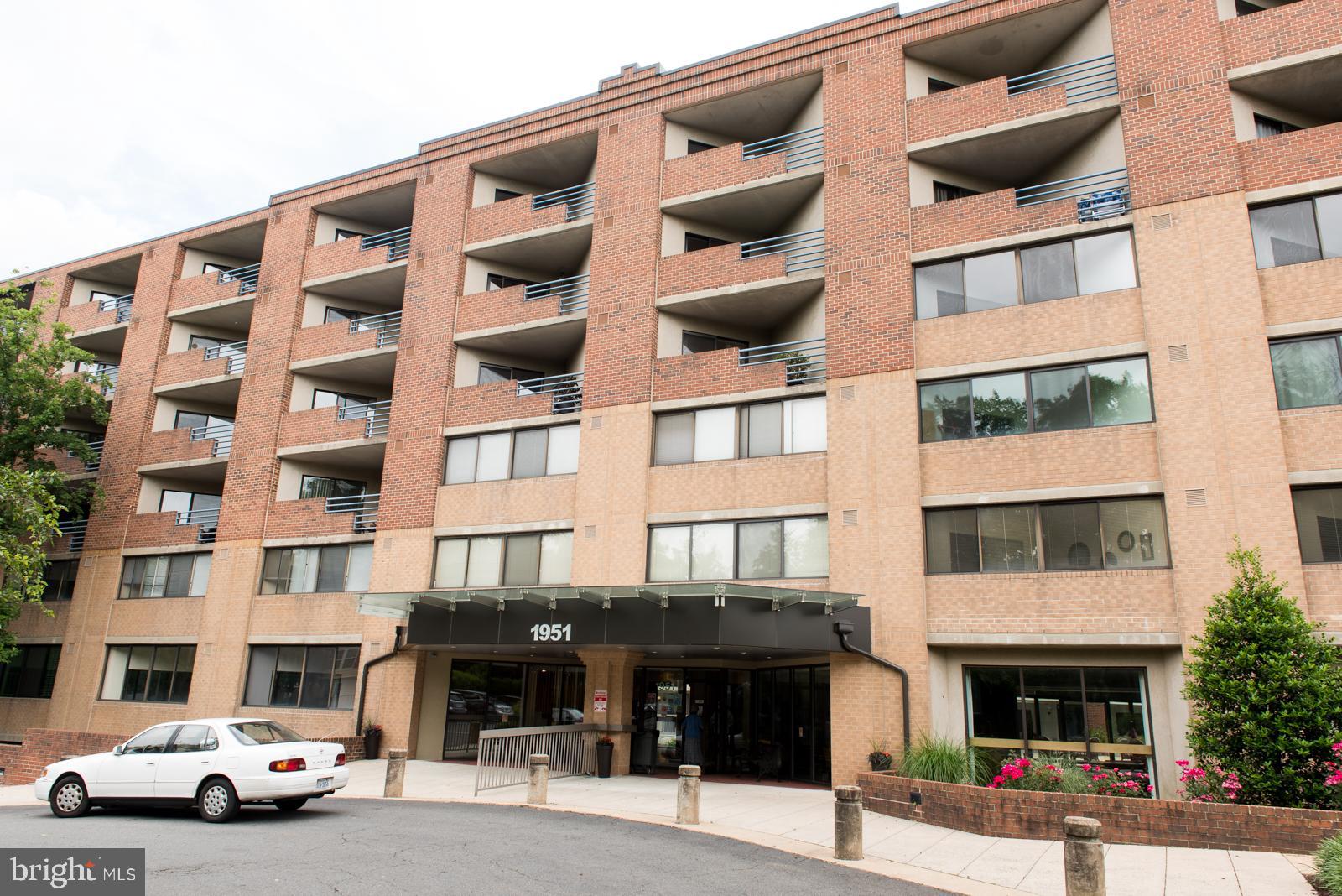 THOREAU PLACE CONDOS - Residential Lease