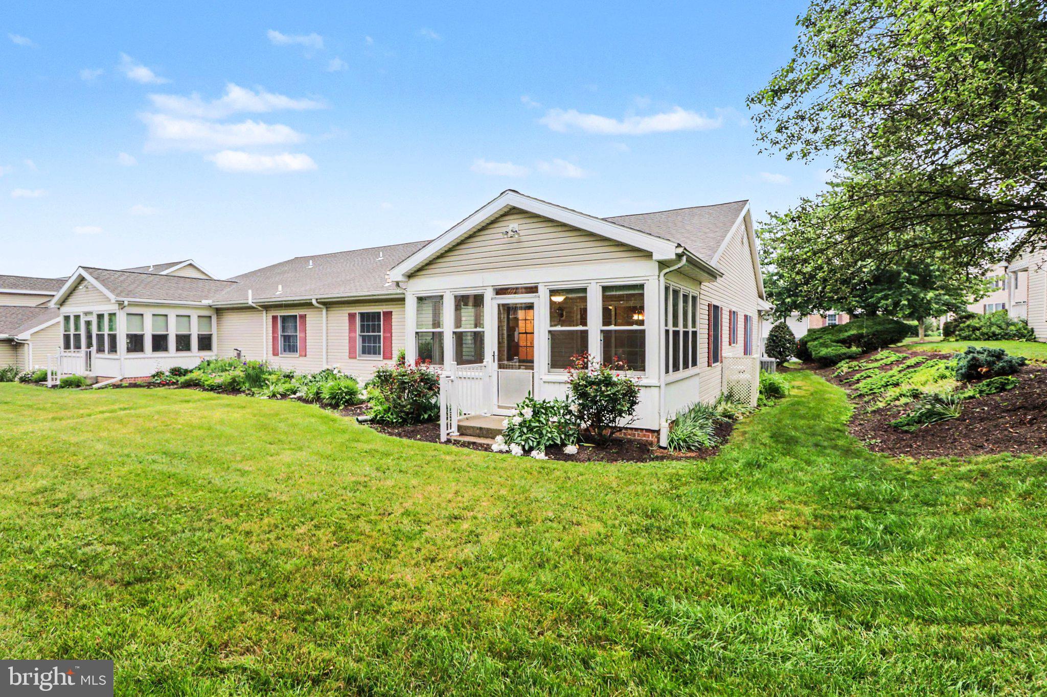 19 BLUE MOUNTAIN VISTA
