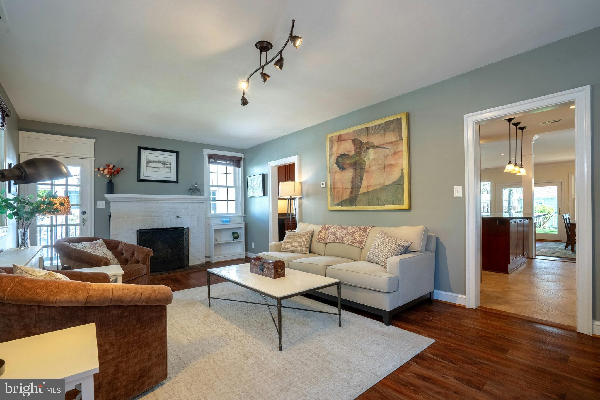 LEE HEIGHTS - Residential