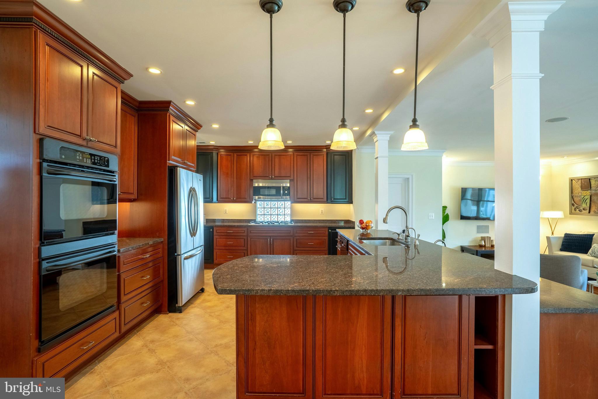 LEE HEIGHTS - Residential
