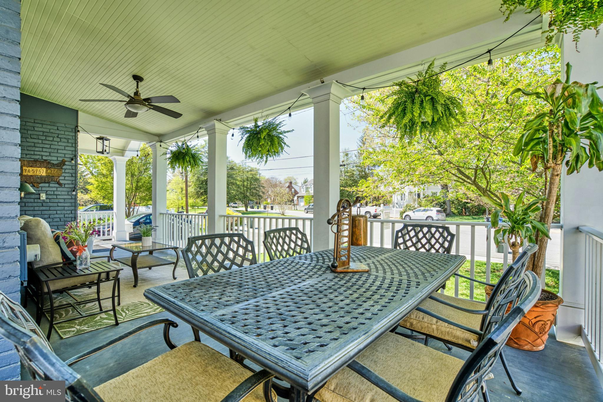 LEE HEIGHTS - Residential