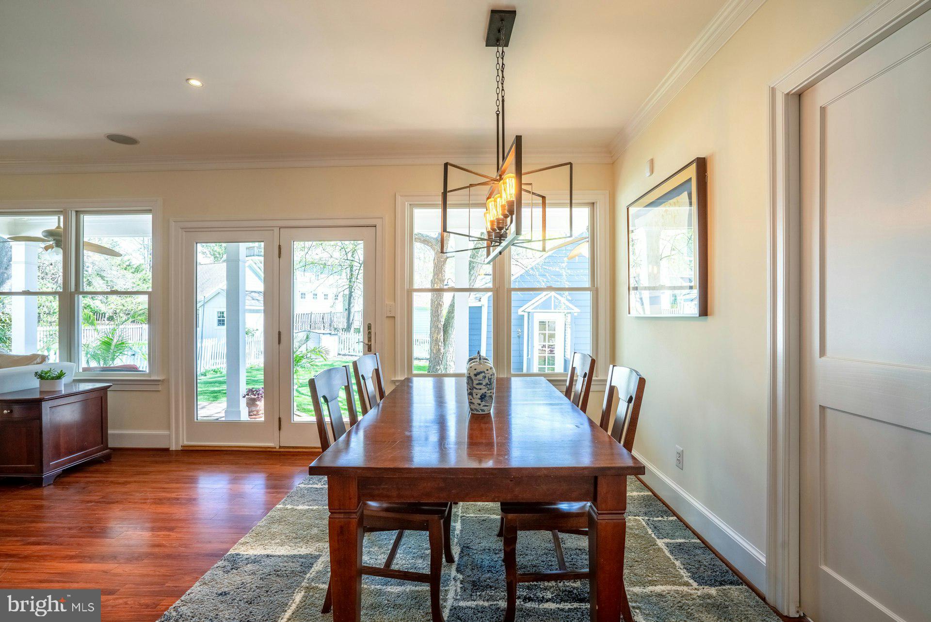 LEE HEIGHTS - Residential
