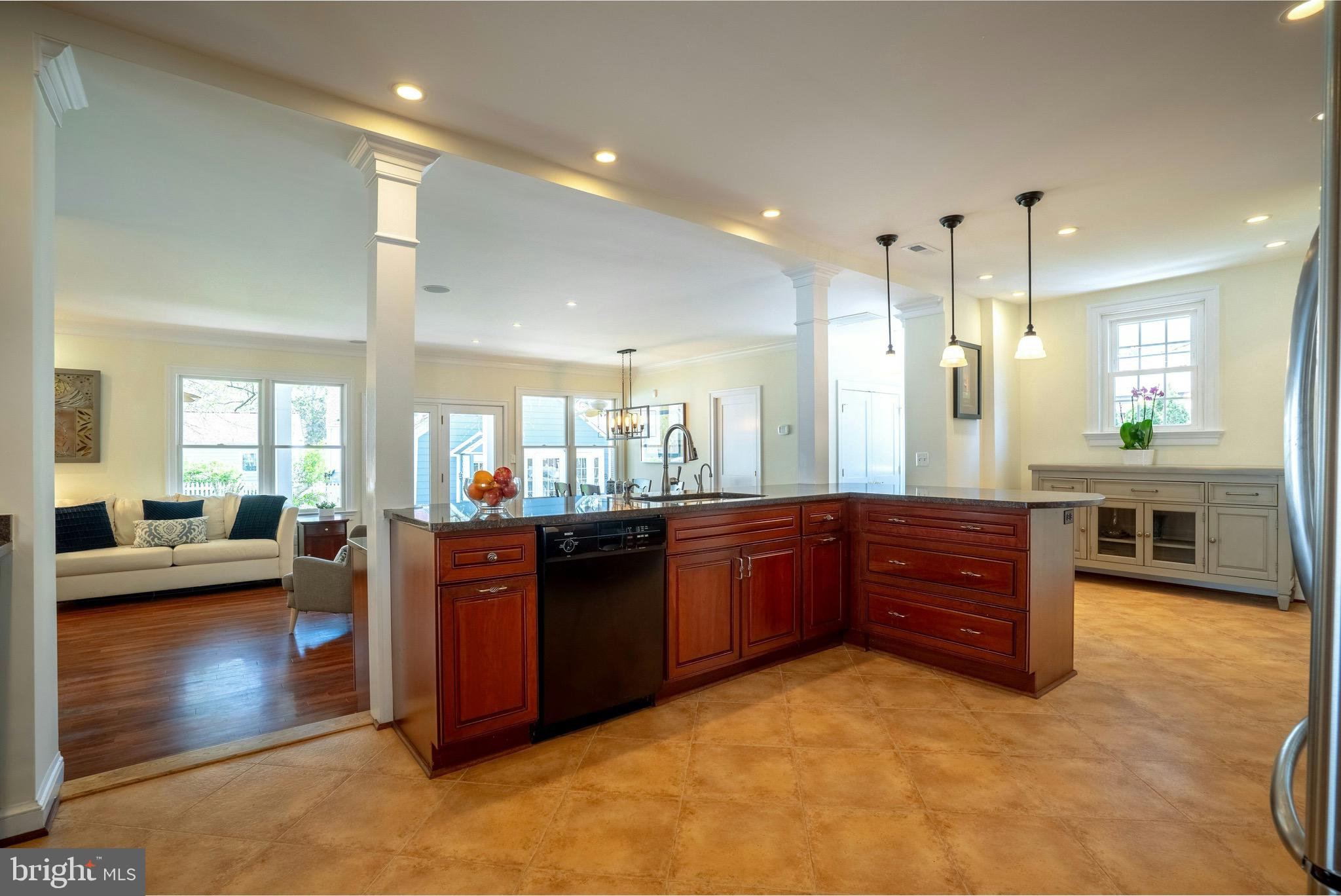 LEE HEIGHTS - Residential