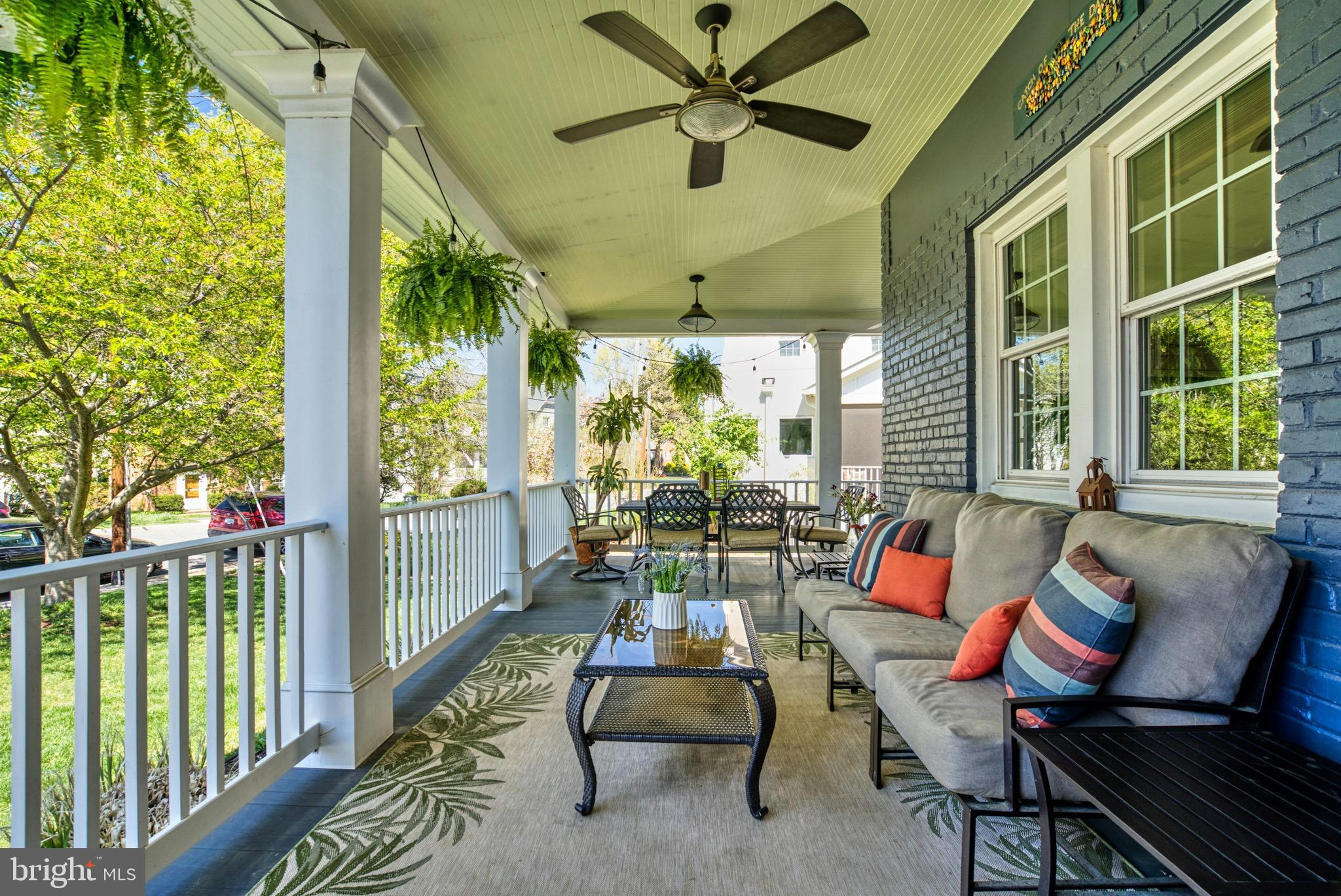 LEE HEIGHTS - Residential