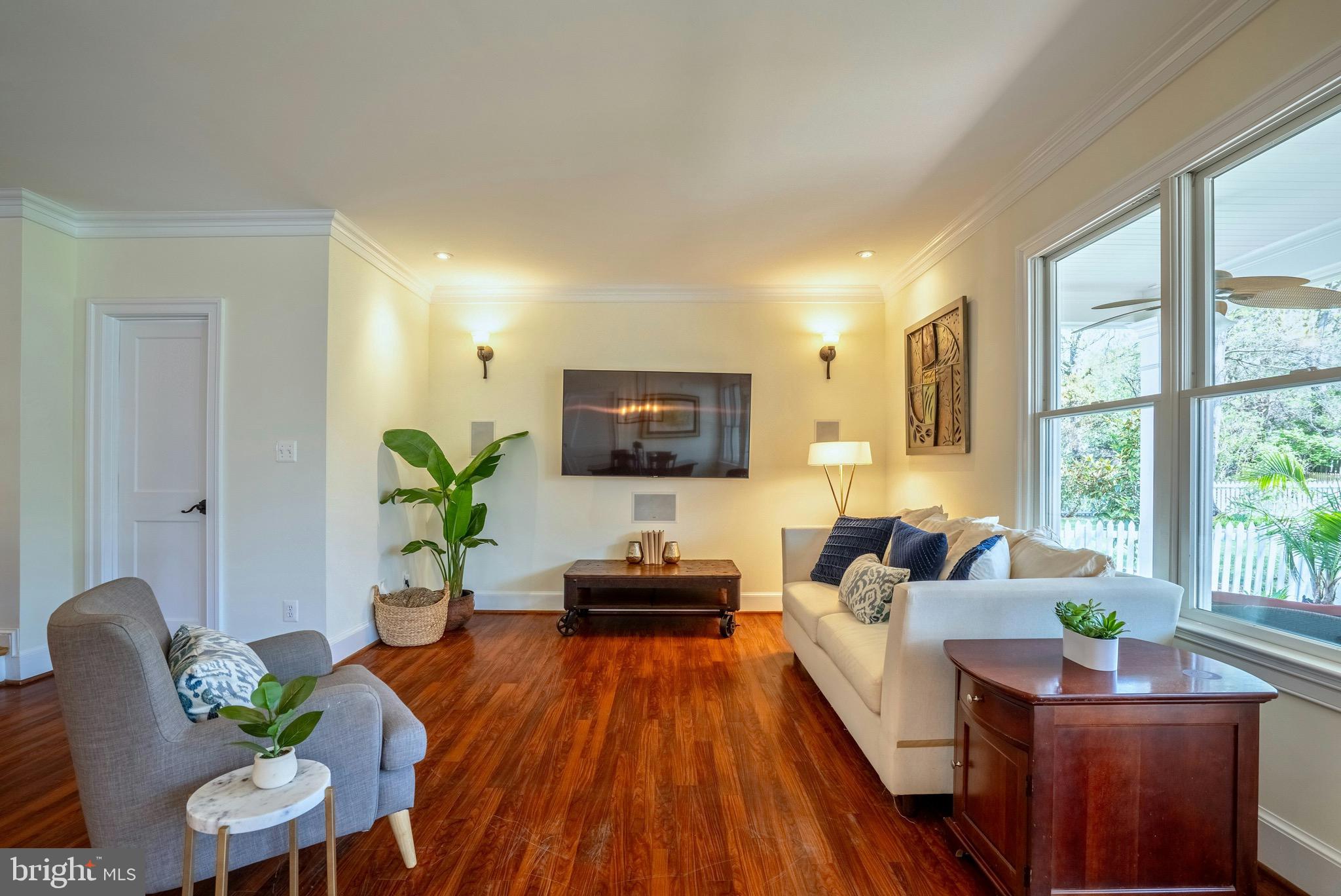 LEE HEIGHTS - Residential