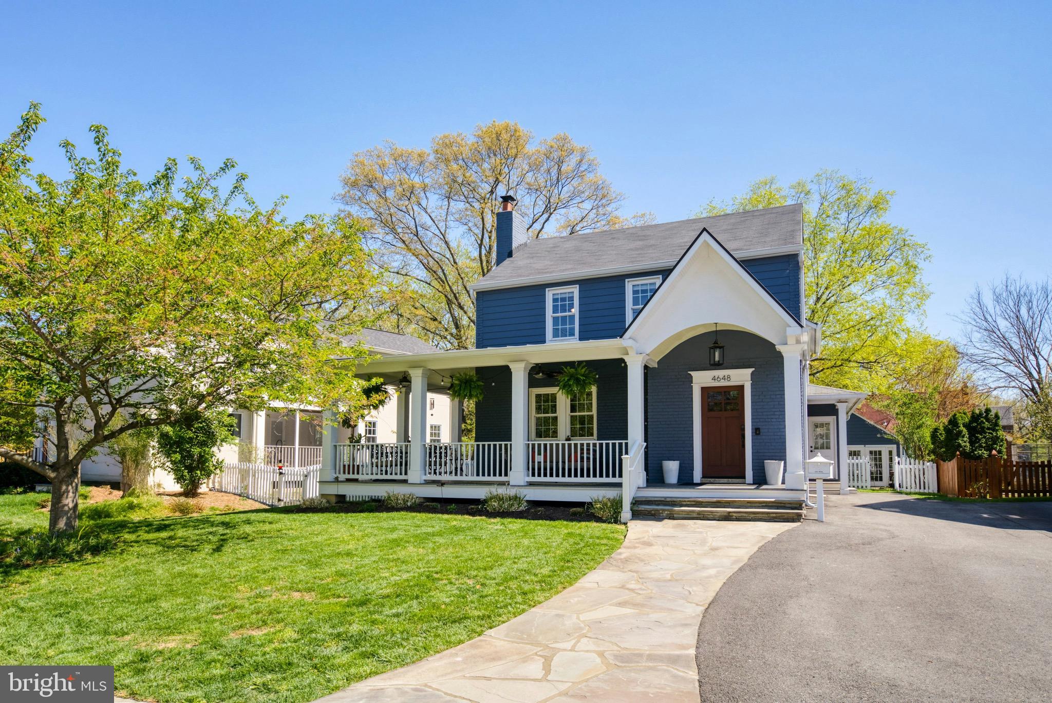 LEE HEIGHTS - Residential