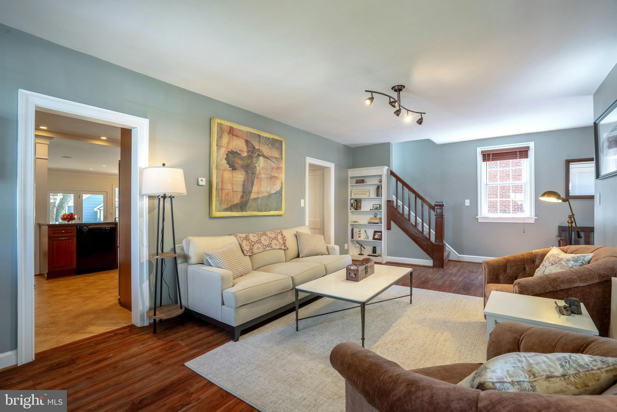 LEE HEIGHTS - Residential