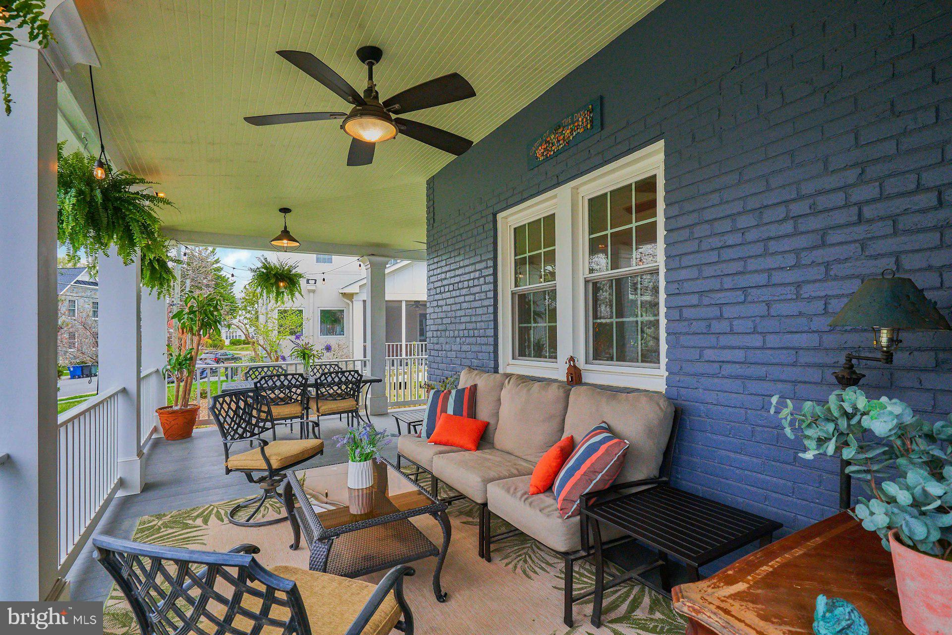 LEE HEIGHTS - Residential
