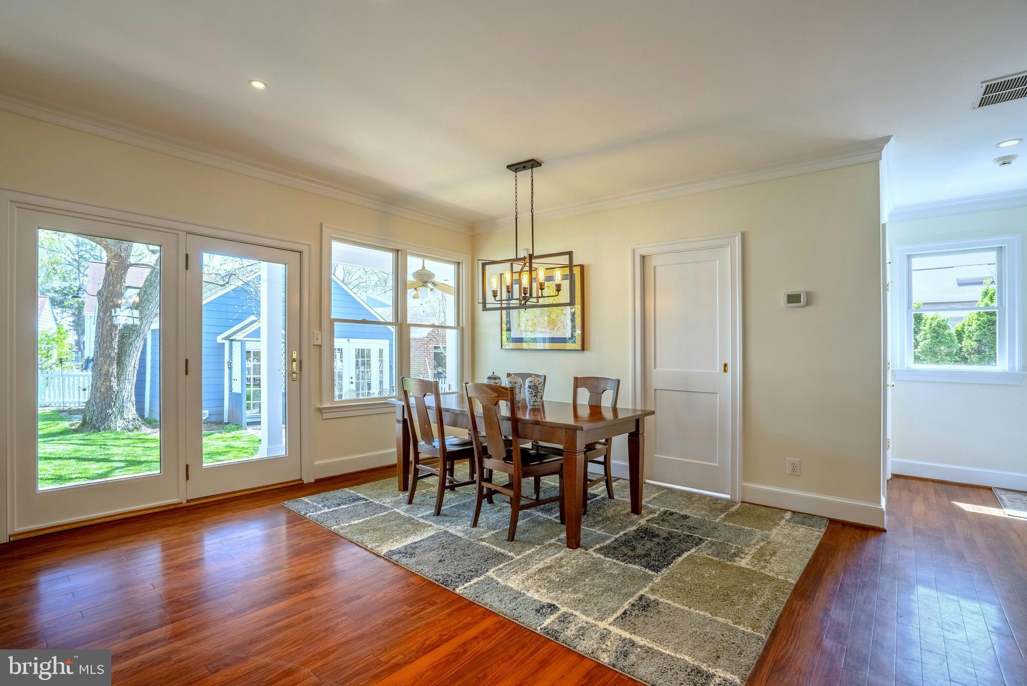 LEE HEIGHTS - Residential
