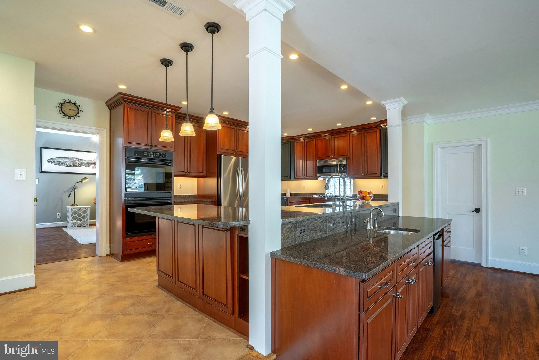 LEE HEIGHTS - Residential