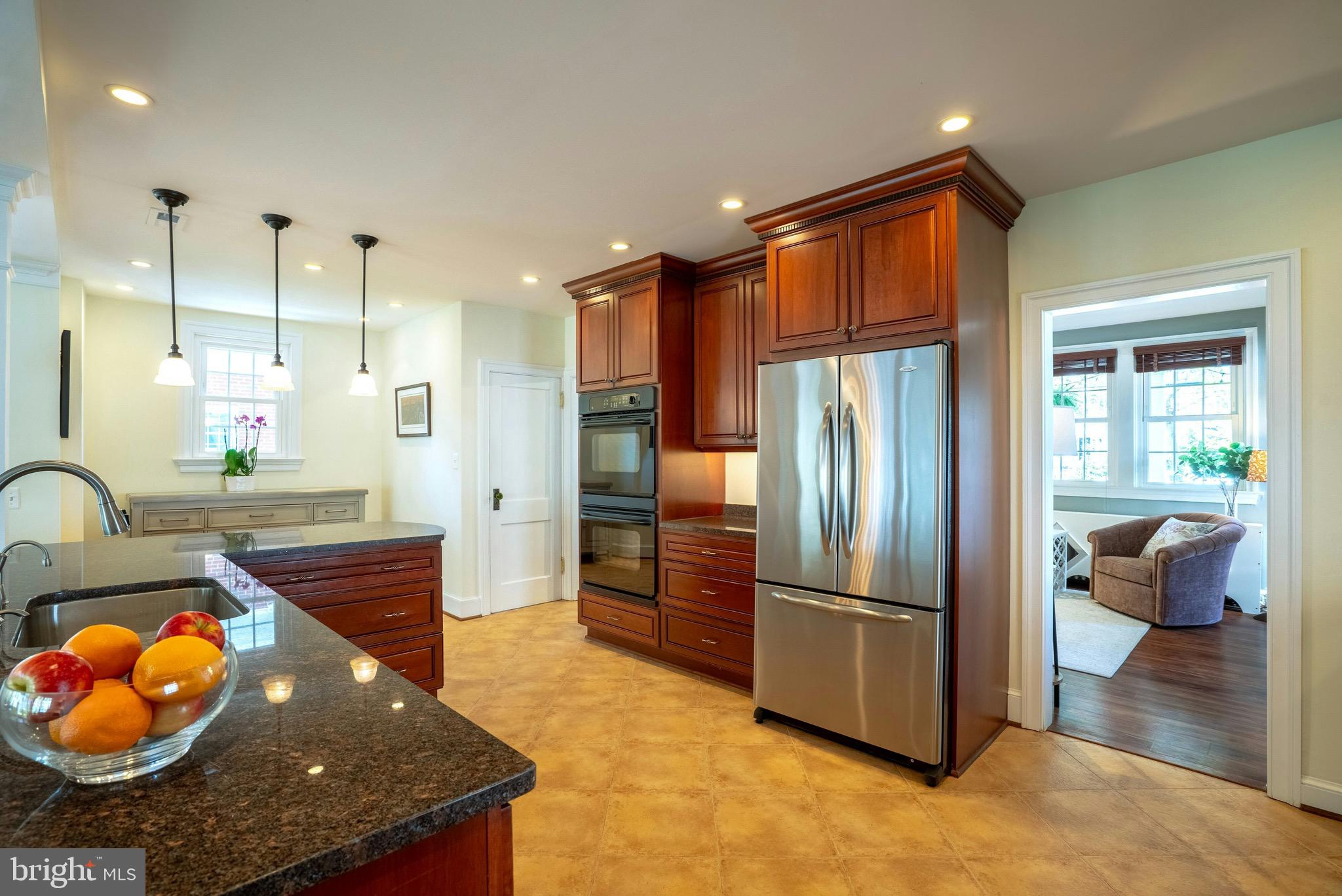 LEE HEIGHTS - Residential