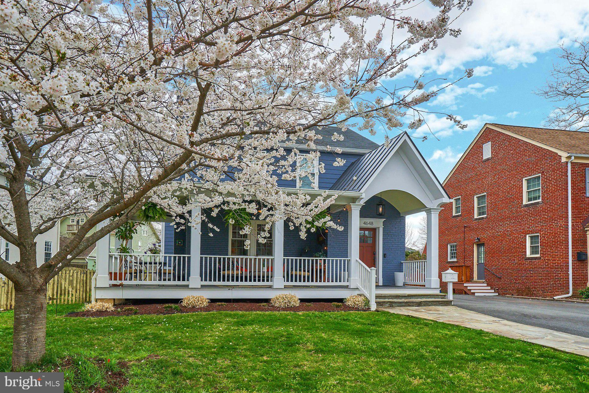 LEE HEIGHTS - Residential