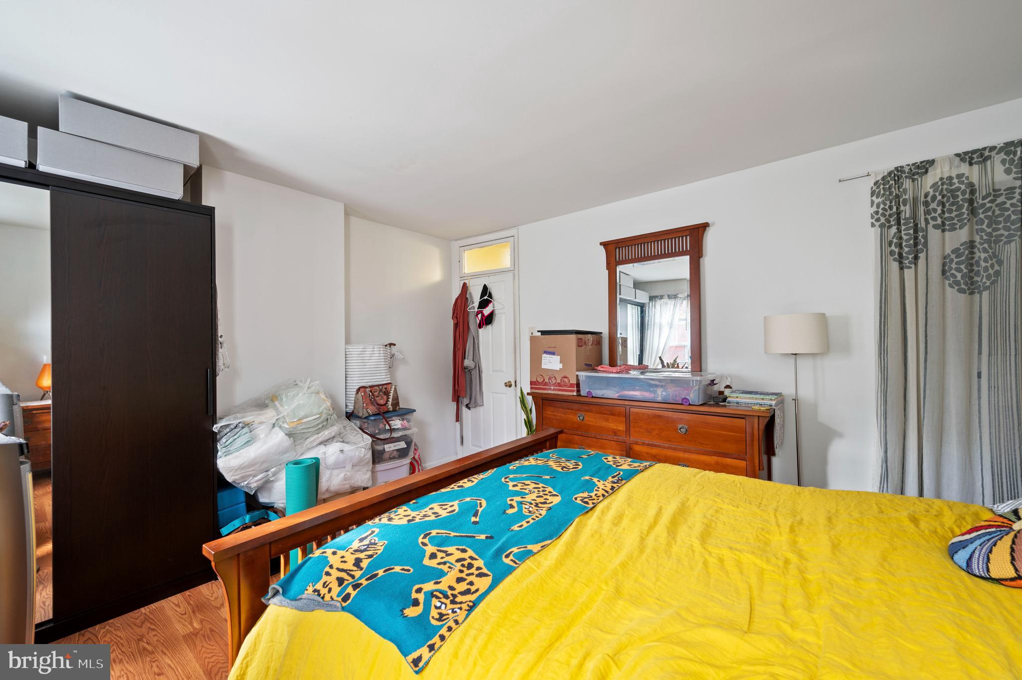 EAST FALLS - Residential