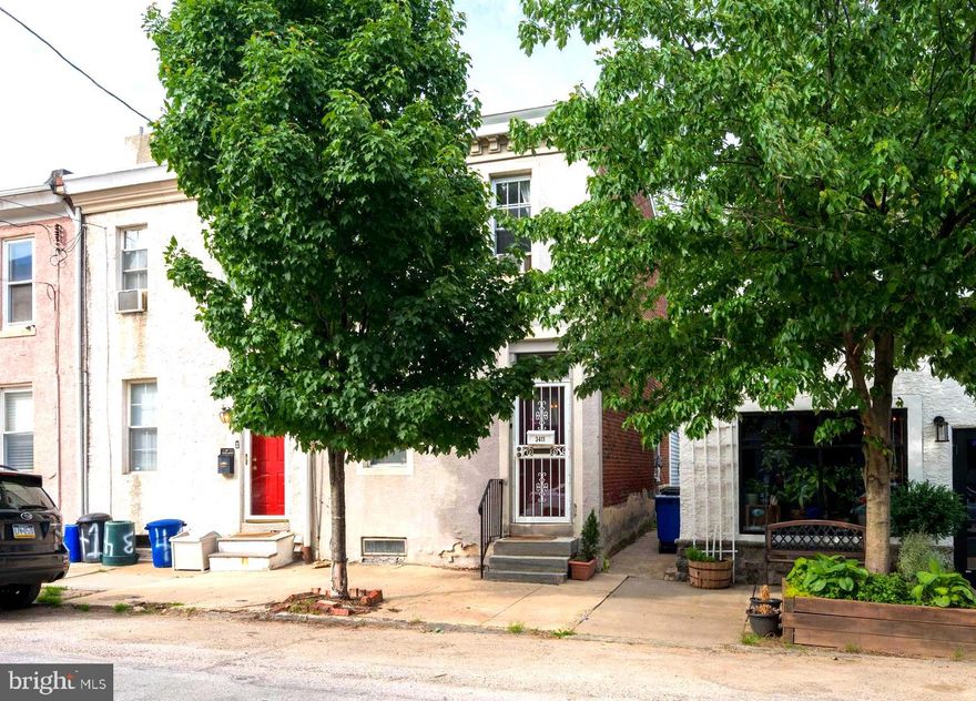 Welcome to 3411 Conrad Street is in the very desirable East Falls section of the city.
This spacious 2 bedroom features a brand new kitchen with a dining room passthrough and breakfast bar. It is on trend with all white cabinetry and black granite countertops.
Just outside the kitchen, you will find a large rear yard which is perfect for an evening fire pit session or a summer BBQ. 
Park your car on Friday and leave it all weekend as this house is conveniently located in walking distance to multiple bars, restaurants, cafe’s and deli’s. 
Thinking of investing or expanding your portfolio? this property currently Rents for $1,600.