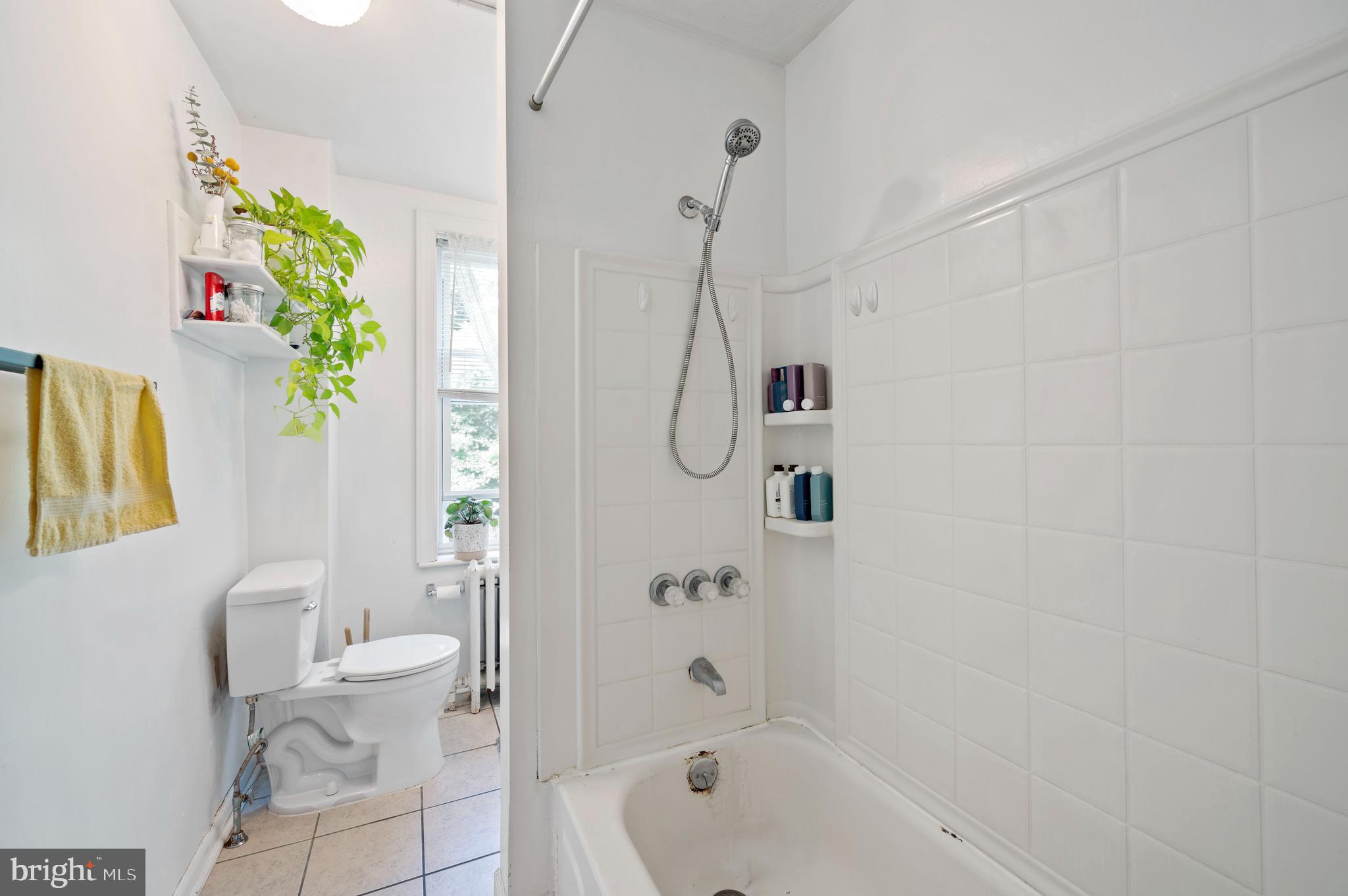 EAST FALLS - Residential