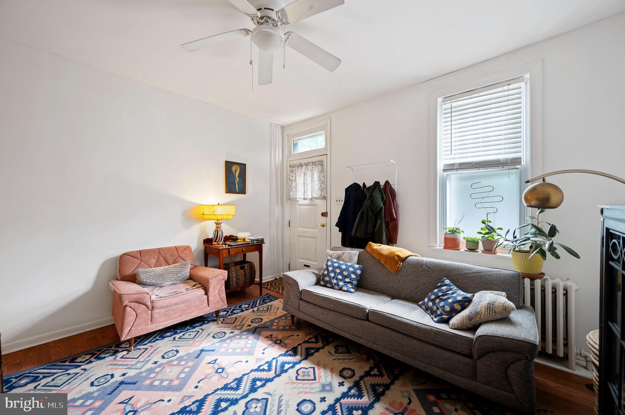 EAST FALLS - Residential