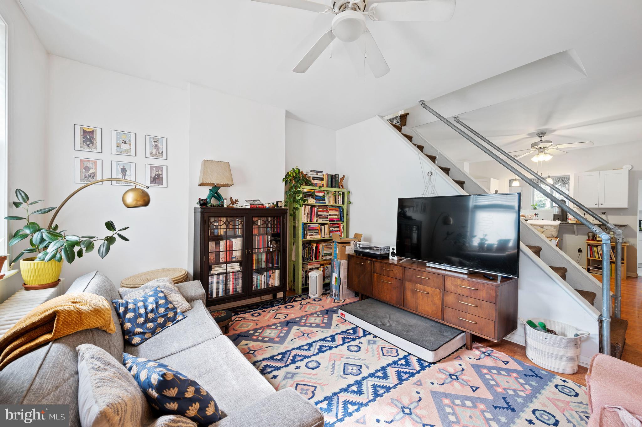 EAST FALLS - Residential